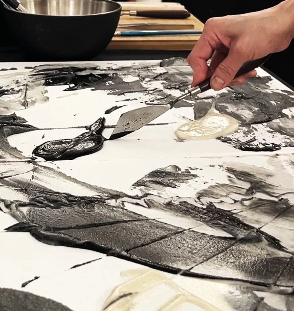 Noir/Food Painting @HOANG BELI (Paris)