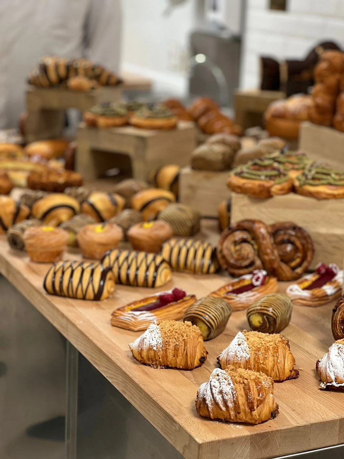 viennoiseries-classiques-et-modernes-par-s-bastien-lagrue-champion-du