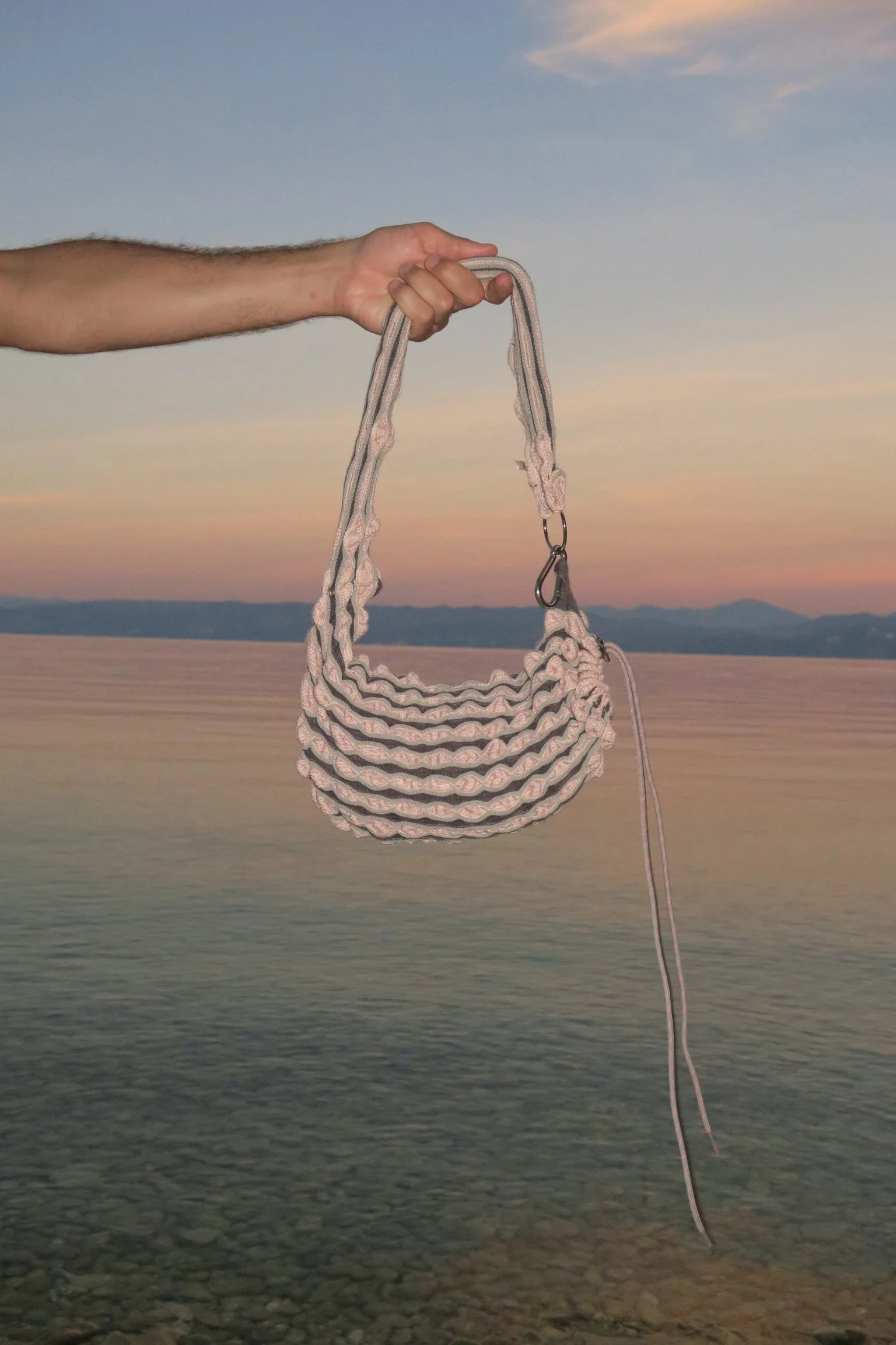 33032192_Unknown 2.jpg