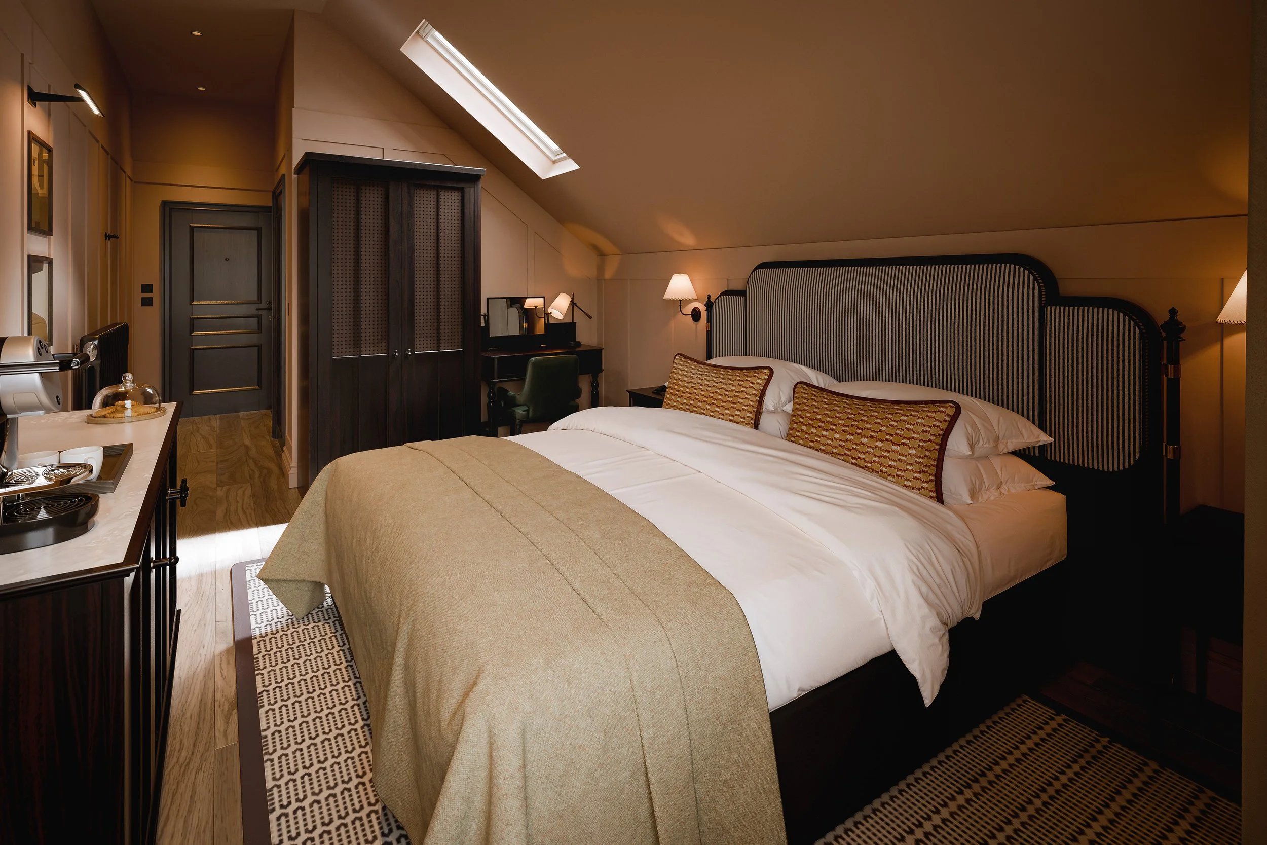 The Kithmore Deluxe.jpg