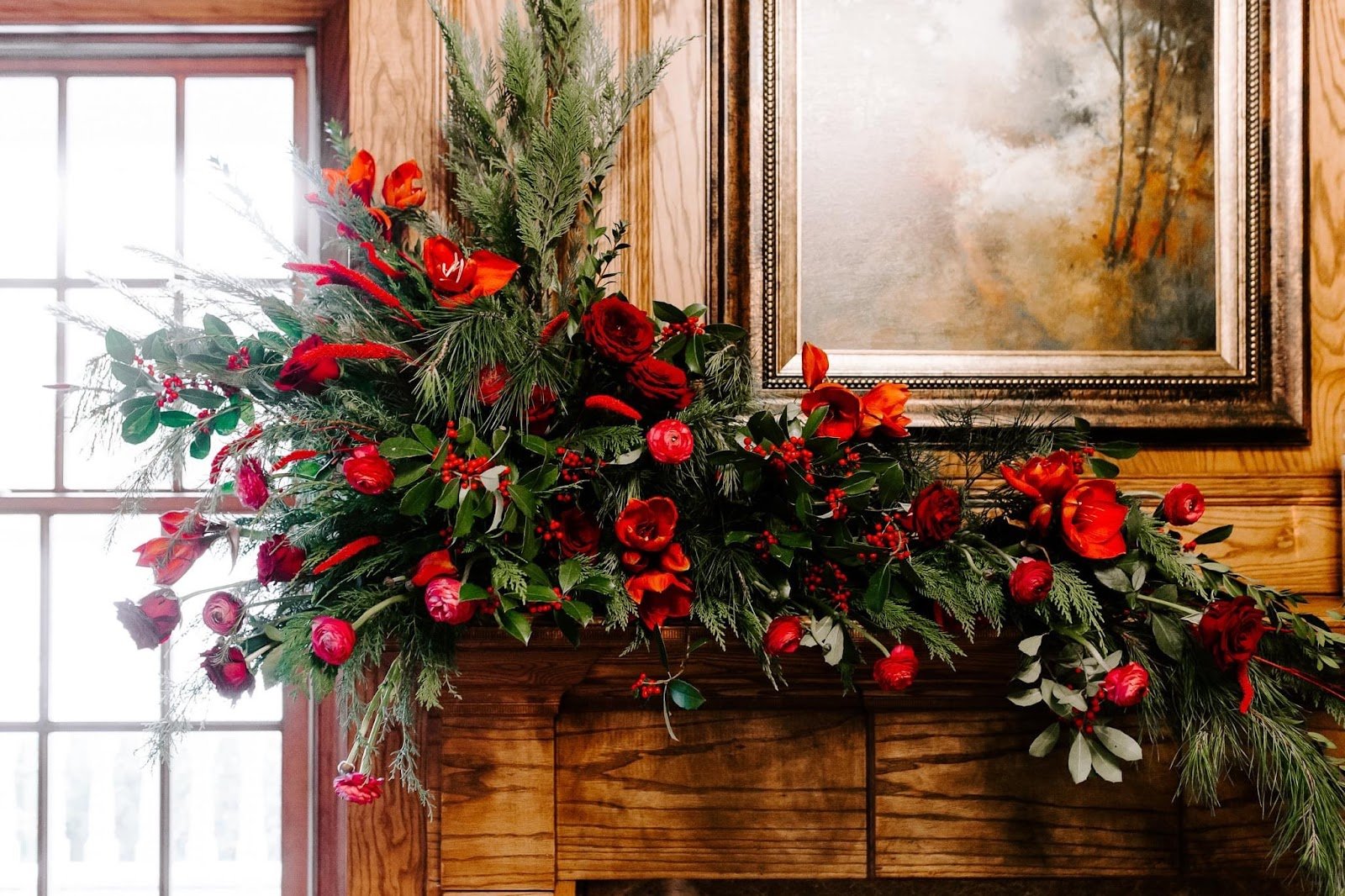 red winter wedding decor.jpeg