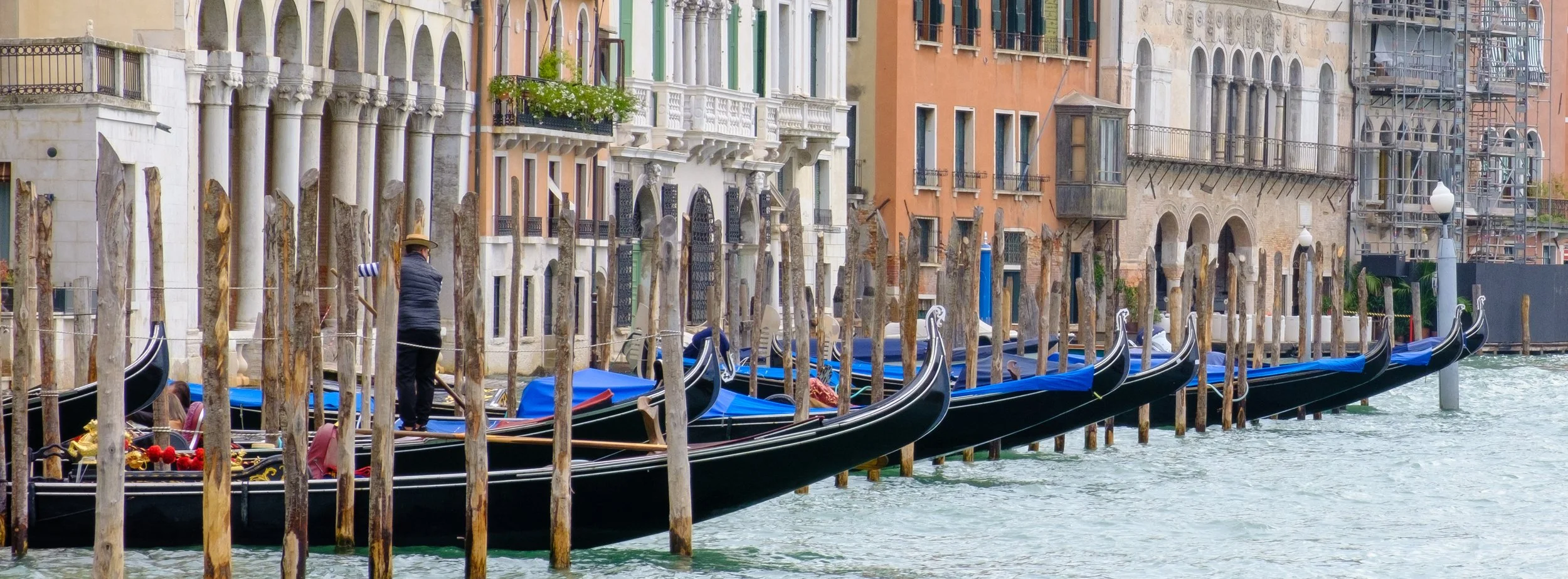 Gondolas on the Main Canal-2-1.jpg