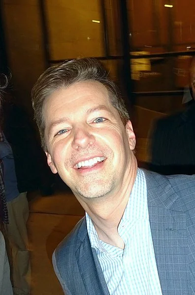 Photo of Sean Hayes from May of 2016, Creative Commons License