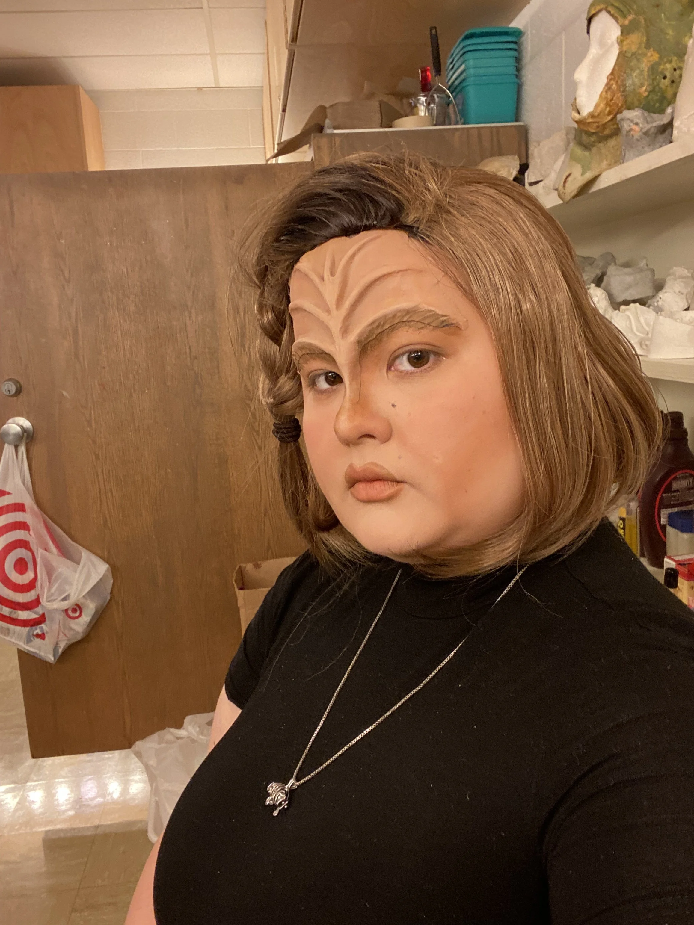 makeup belana side.jpeg