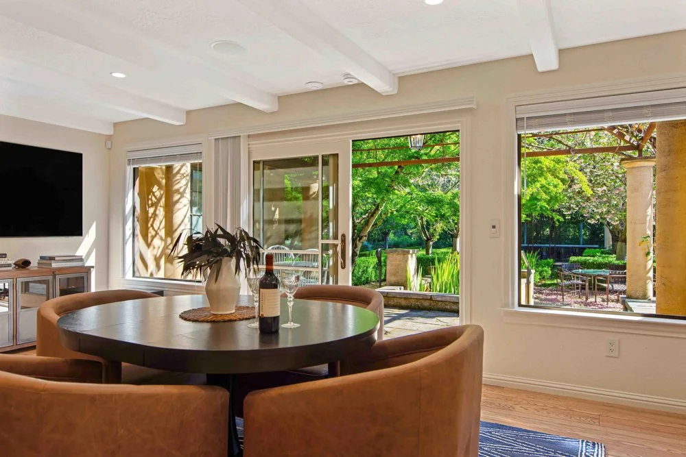 11. Dining_Kitchen 2.jpg