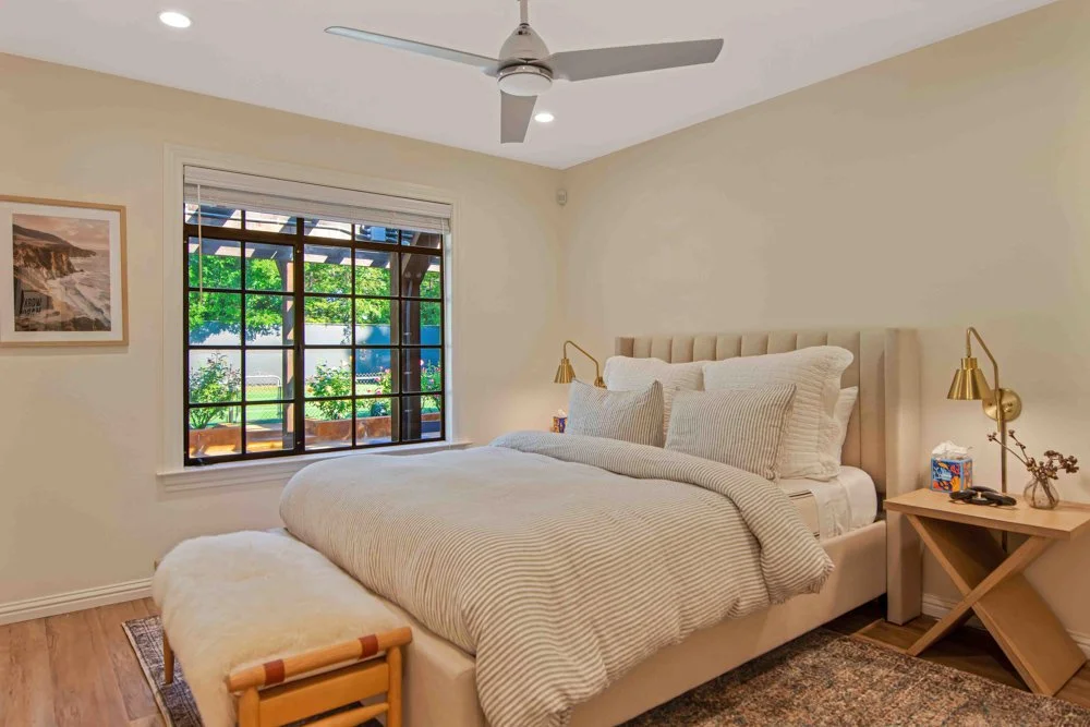 18. Guest bed.jpg