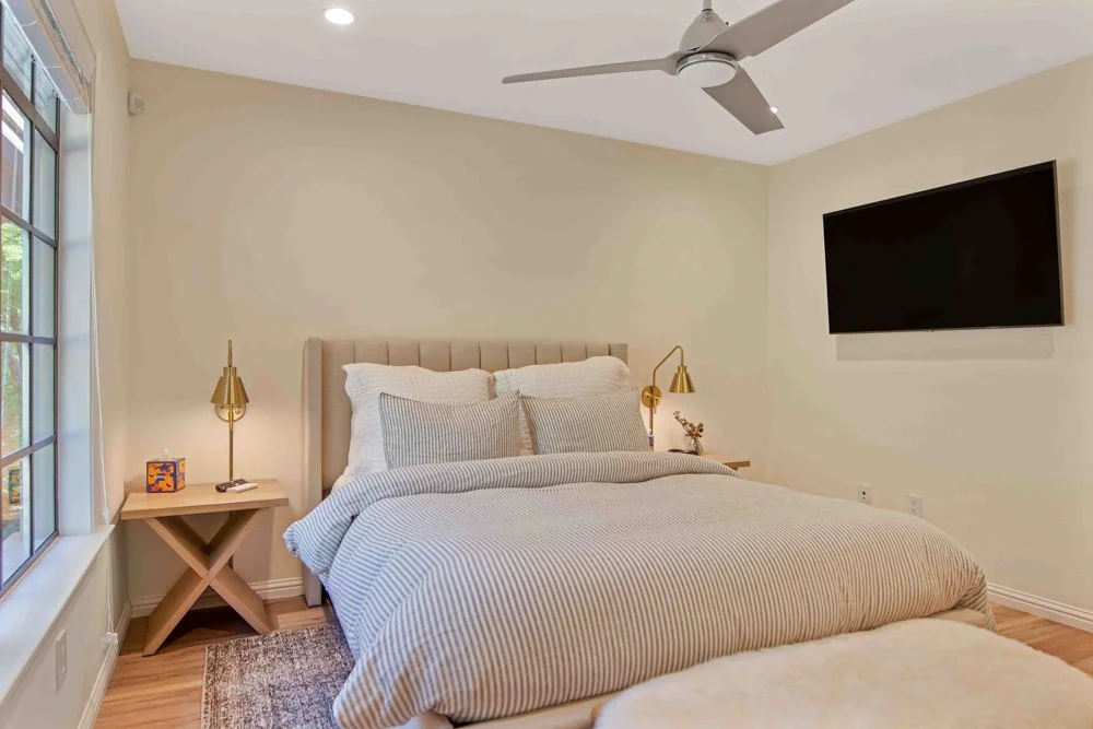 19. Guest bed 2.jpg