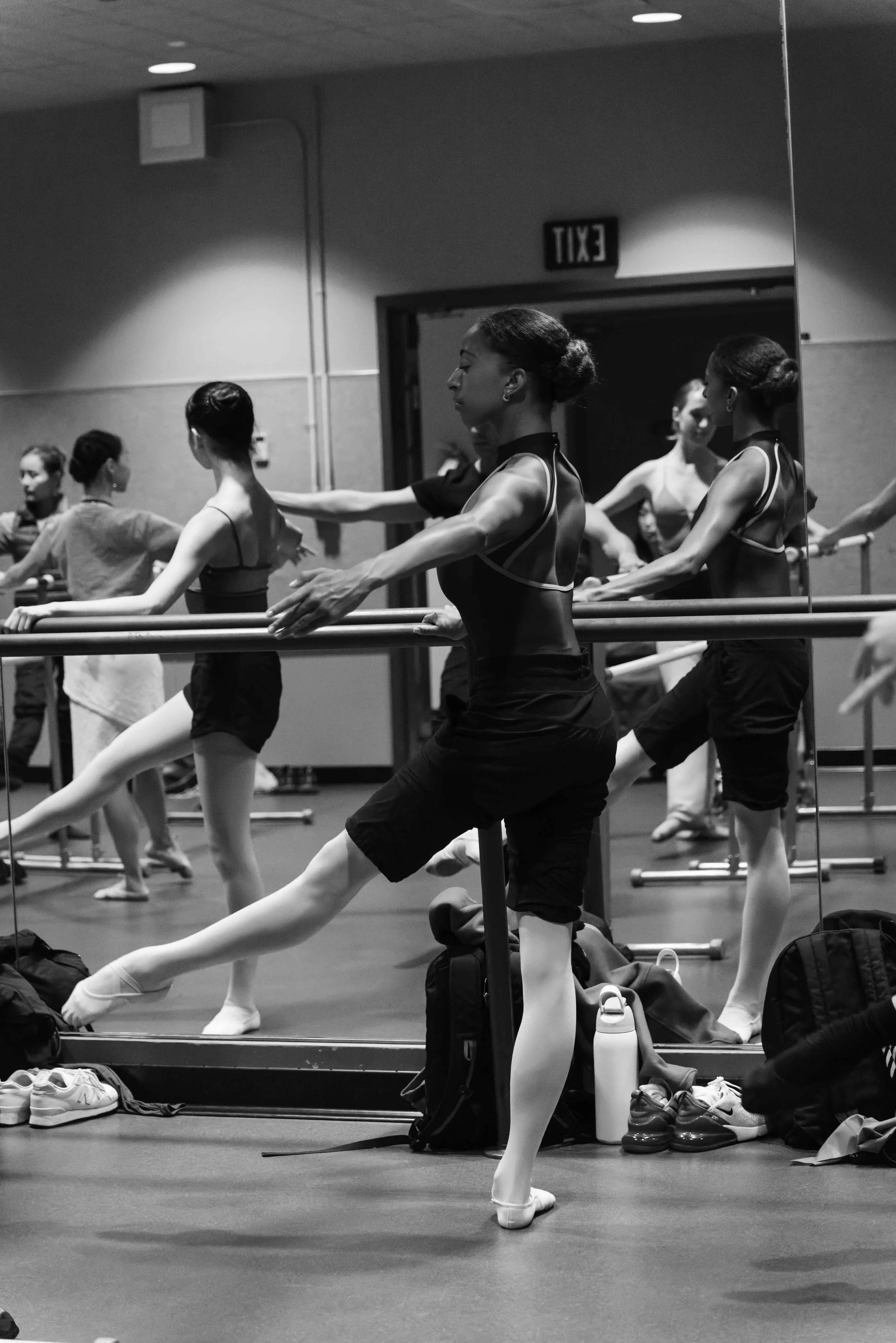 Pointeworks ballet Masterclass with dancer Kyle Torres-Hiyoshi