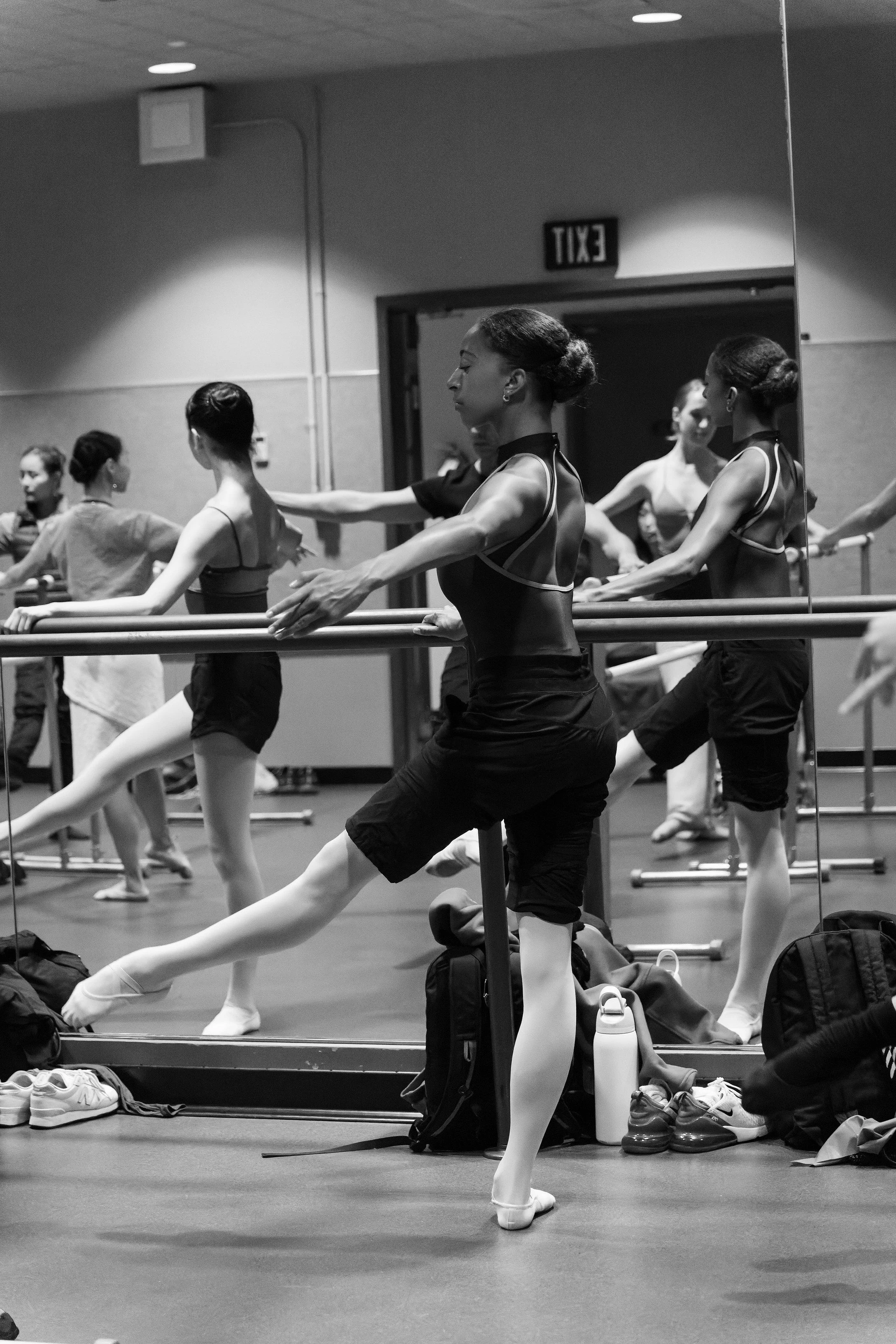 Pointeworks ballet Masterclass with dancer Kyle Torres-Hiyoshi