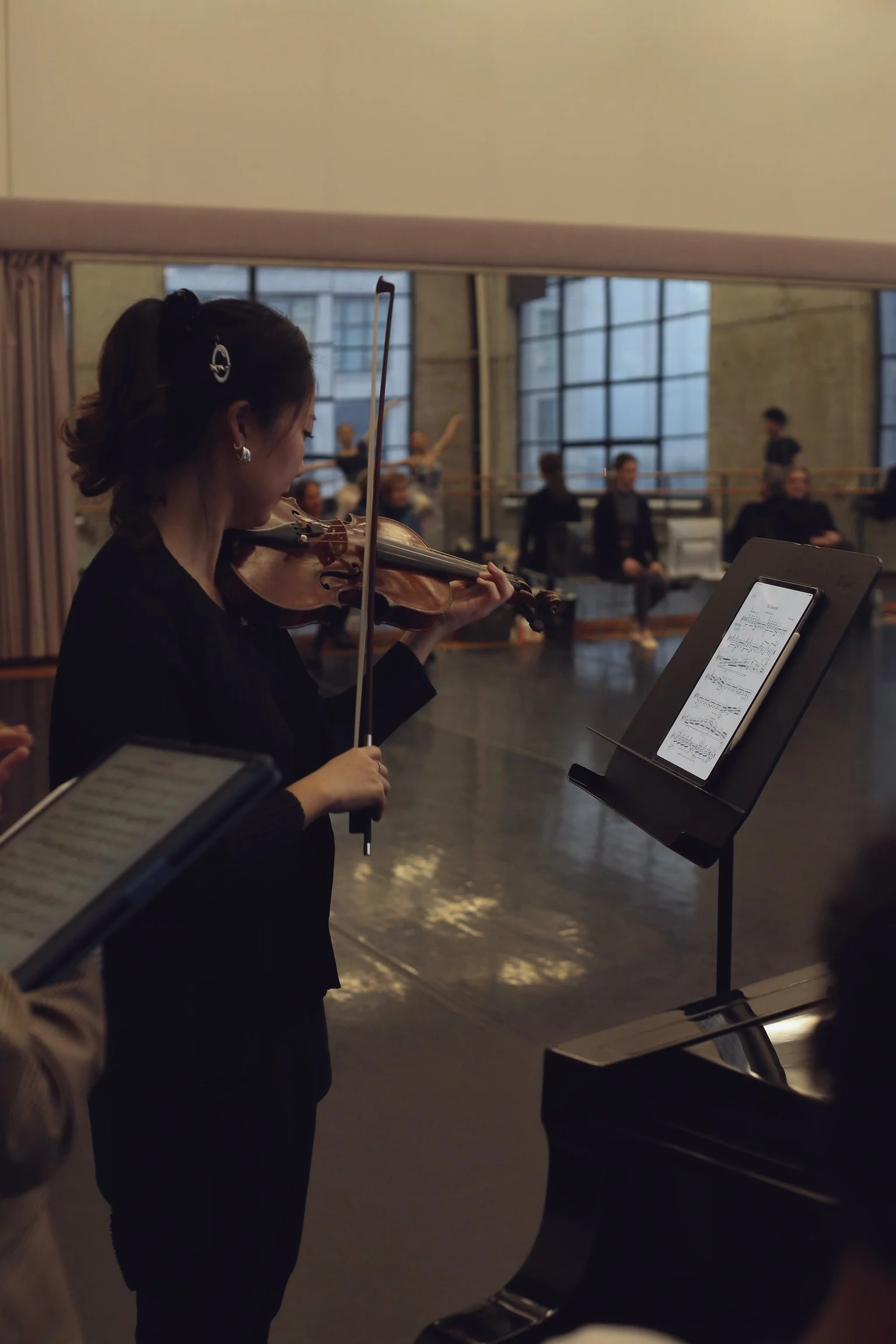 In Studio rehearsal with live music