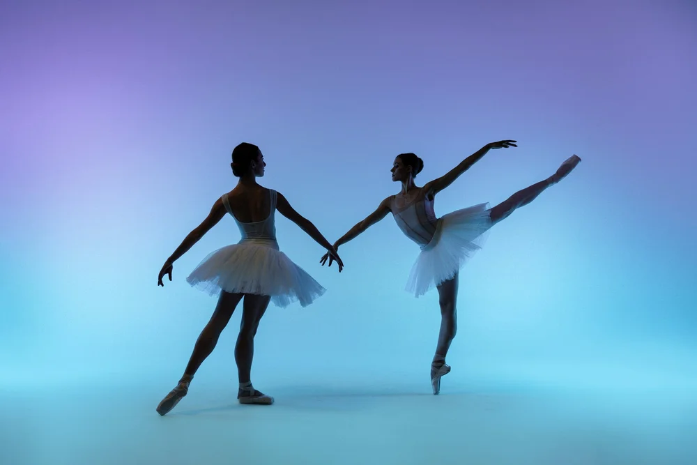 Pointeworks dancers in the studio