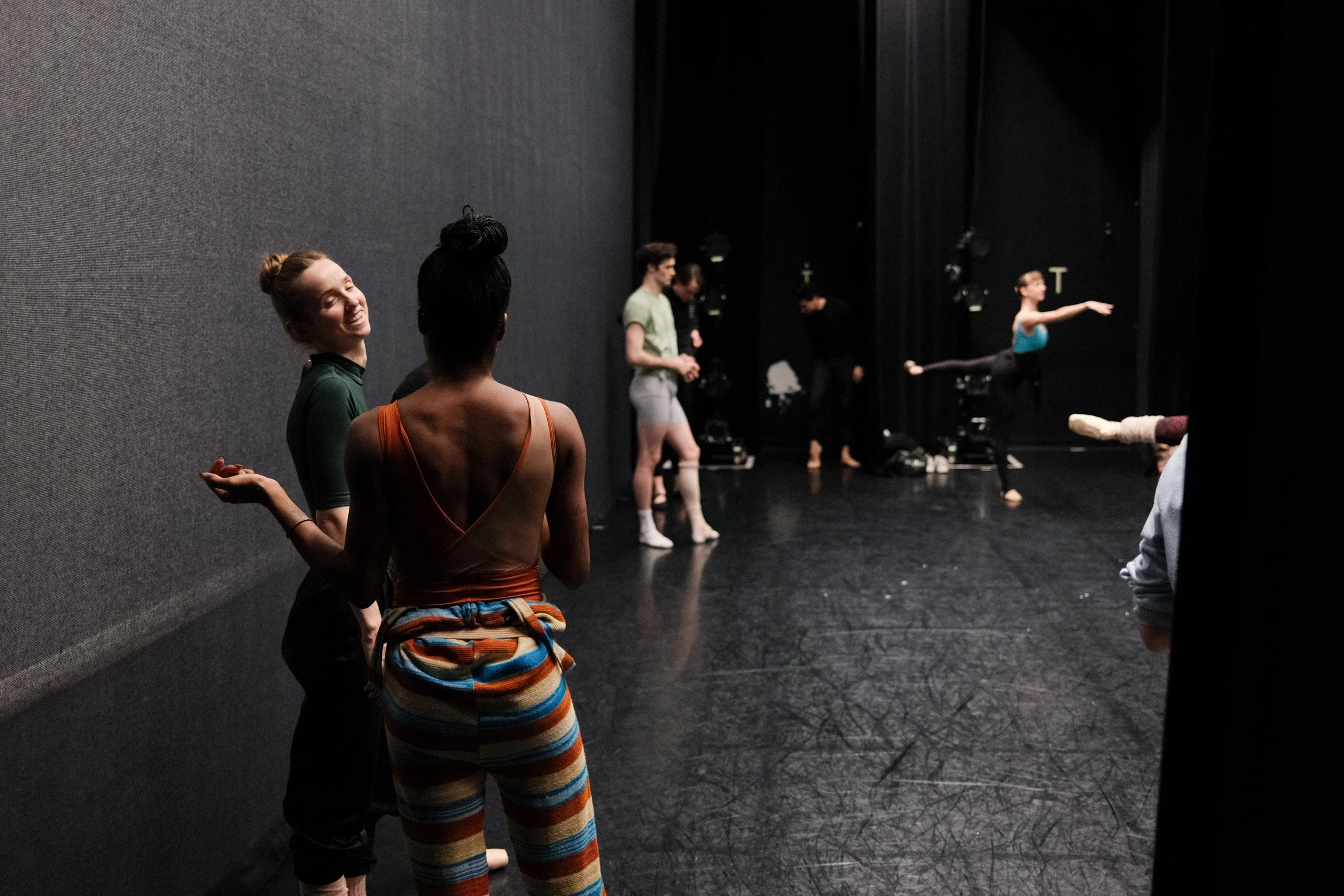 Company Class onstage at the Alvin Ailey Citigroup Theater