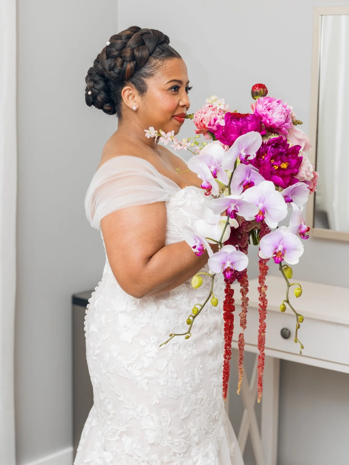 A love so Kind &amp; Gentle 💕 

Wedding Planner: @ebonycattouseevents 
Photography Team: @tawphotographyloves @taw.photography 
Videography: @avmweddingfilms 
Florists: @golden.sol.florista