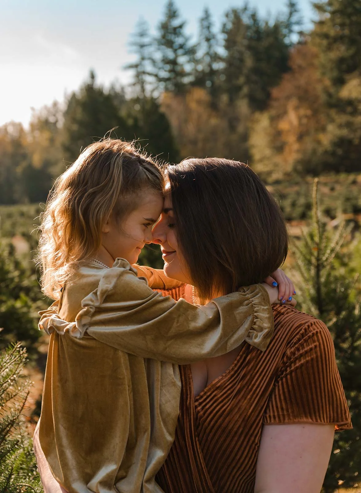 Christmas tree farm mini sessions (9).jpg