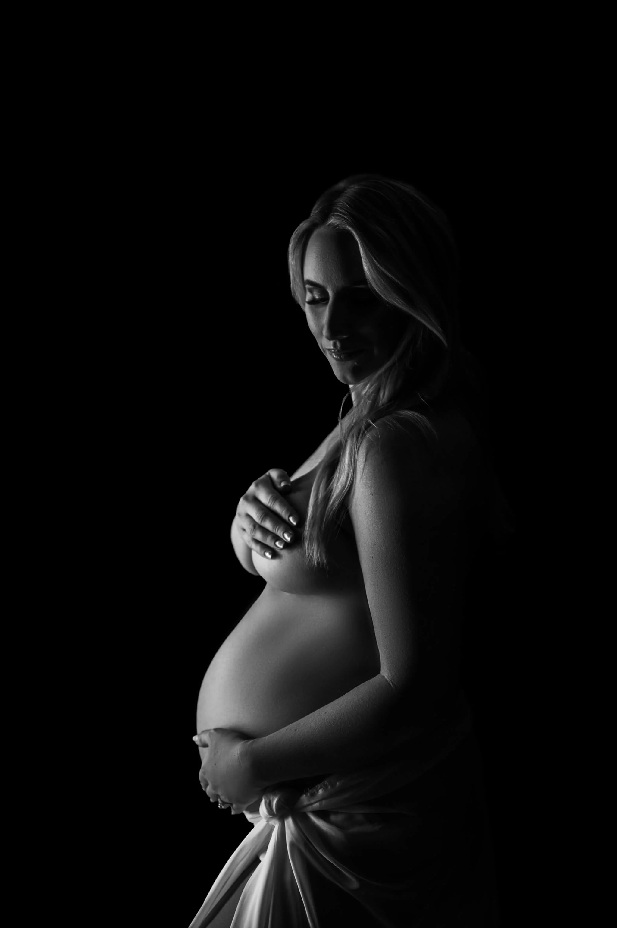 seattle maternity photography, maternity photoshoot Seattle, maternity portraits in Seattle, professional maternity photos Seattle