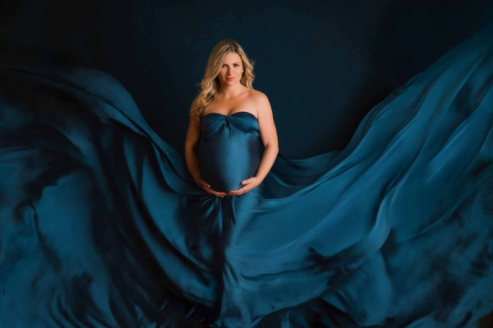 What’s Involved in a Full Glam Photo Shoot?