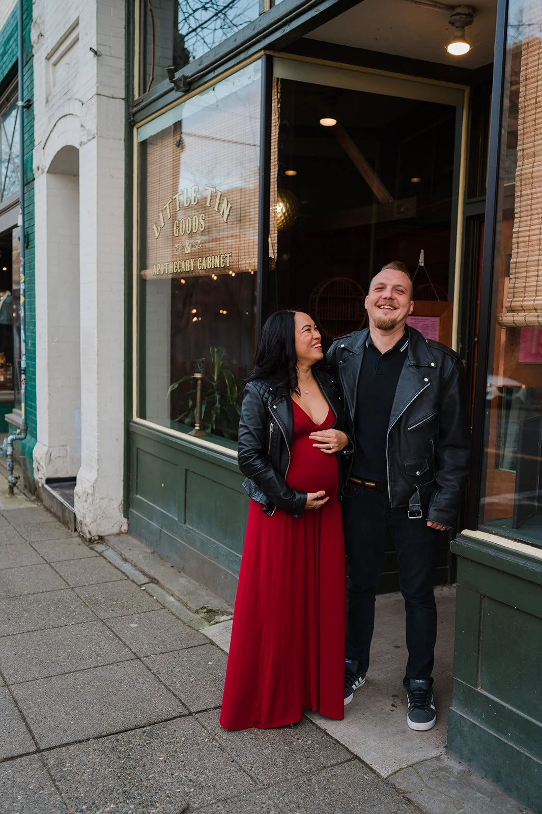 seattle maternity photography, maternity photoshoot Seattle, maternity portraits in Seattle, professional maternity photos Seattle