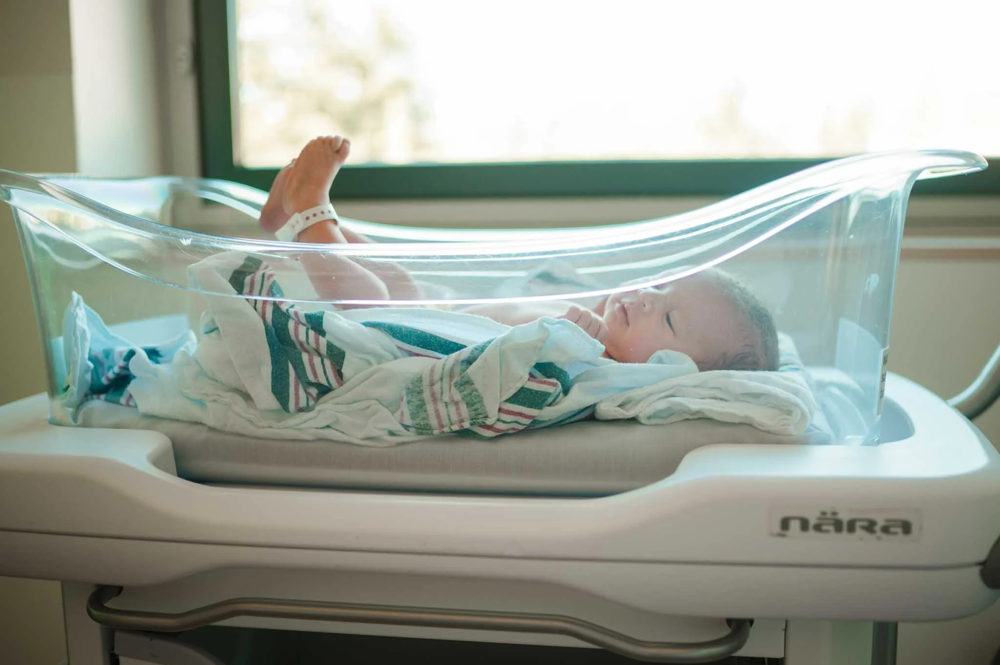 best Seattle newborn photographer, best Mercer Island newborn photographer, newborn portraits Seattle, newborn photographer near me Mercer Island
