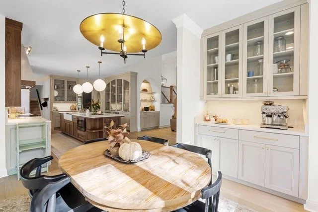 signal mountain custom cabinets 3 Medium.jpeg