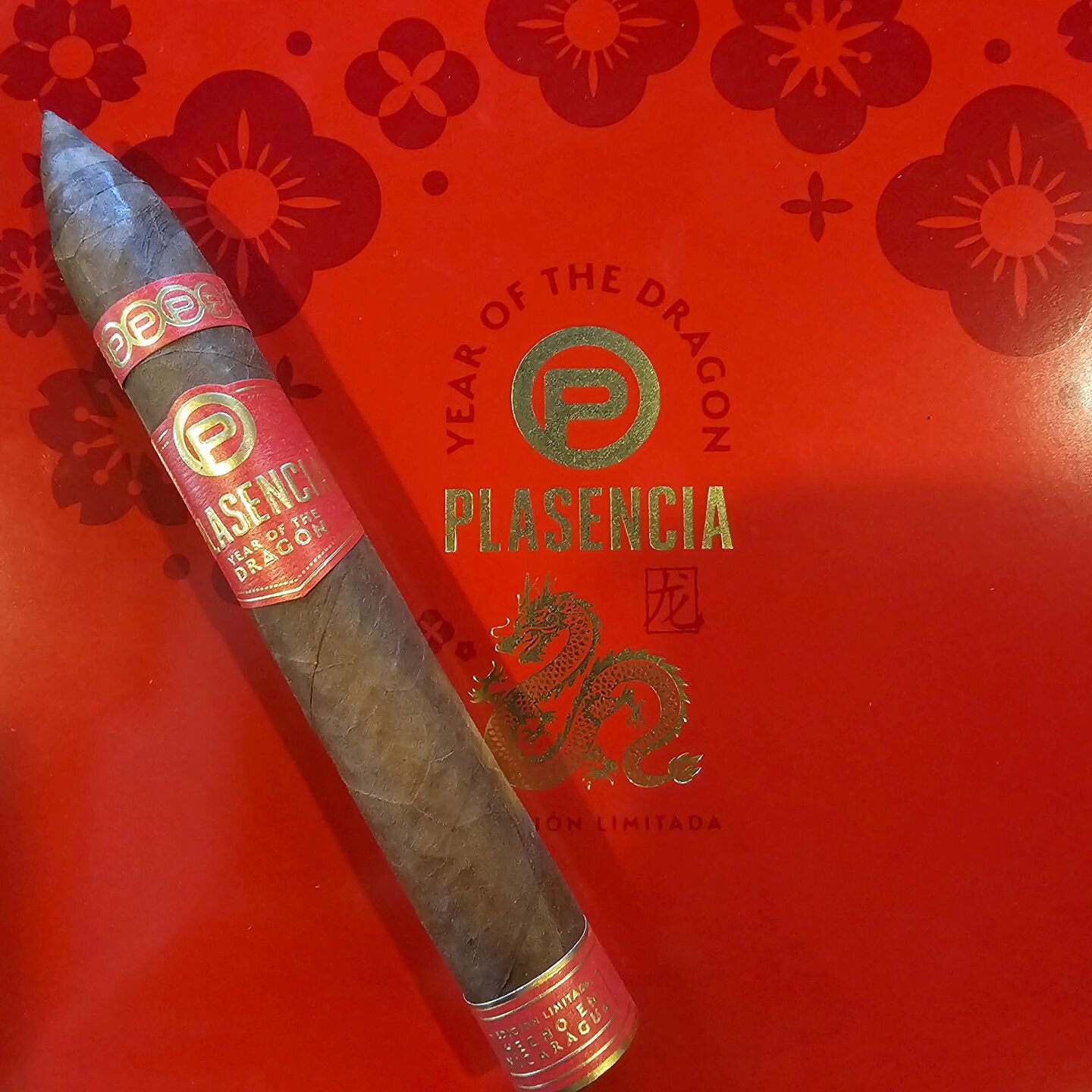 After a few week hiatus, Dan's Sunday Stogie is returning with a bang!

I'm lighting up the new, and ultra limited Plasencia Year of the Dragon. This cigar is exquisitely refined, and notes of sweet cream come to mind off the light, while still being