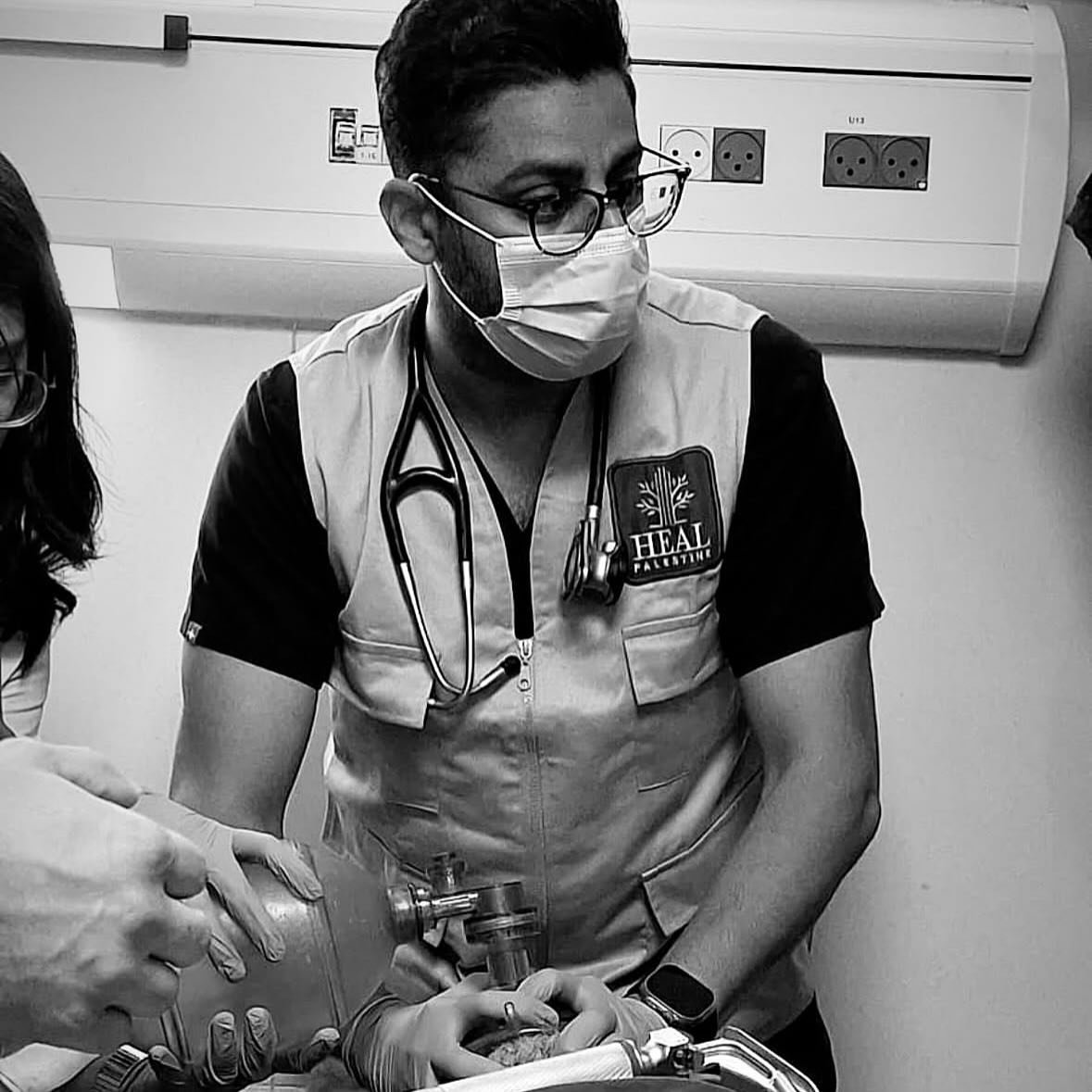 🌍✈️ Faculty spotlight: Dr. Haris Ashraf just returned from a medical mission trip in the Emergency Department in the West Bank. Fantastic work!
#globalhealth #facultyspotlight #emergencymedicine
