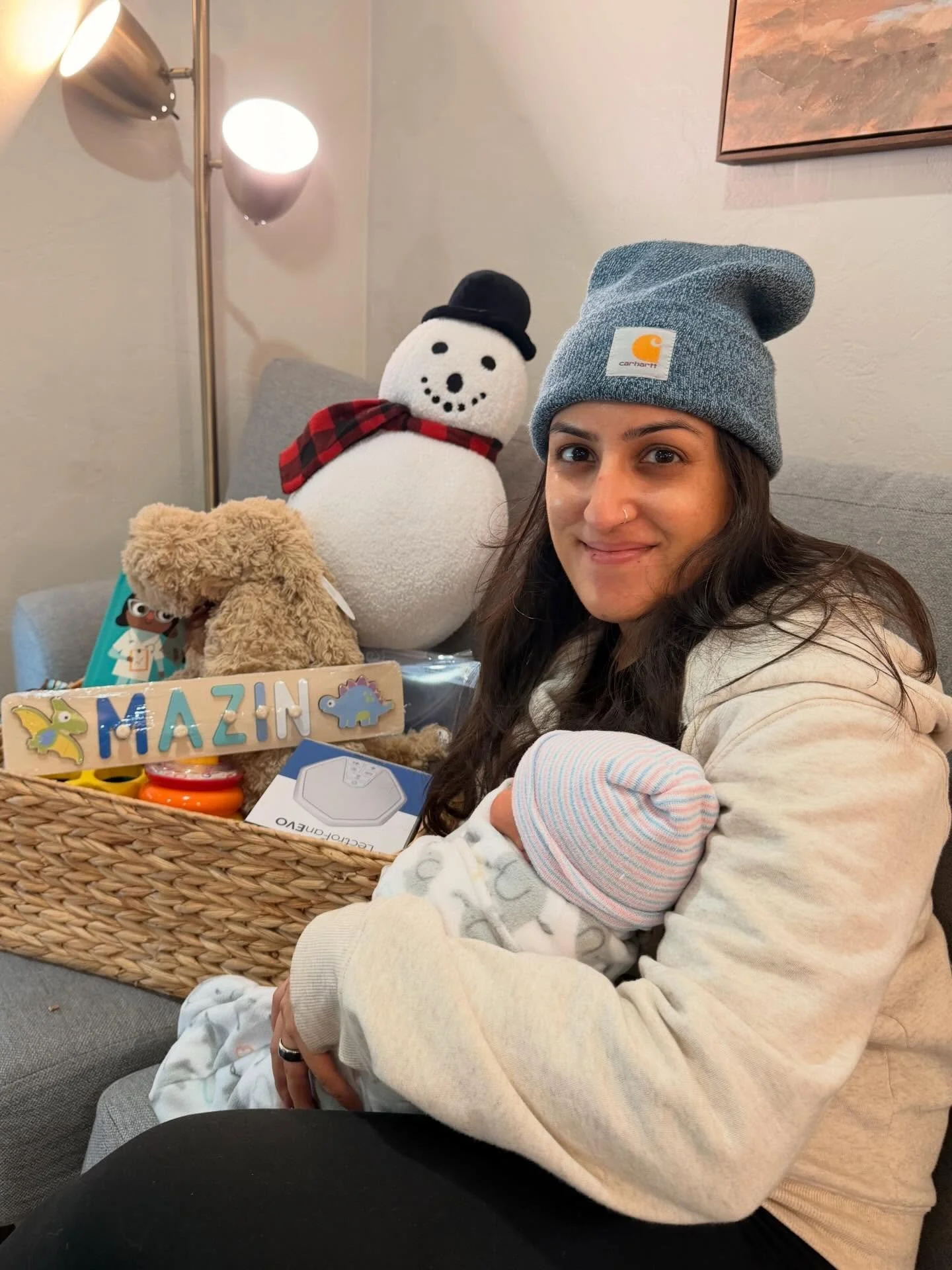 Congratulations to two of our residents, Dr. Khetani and Dr. Feifel, for welcoming the newest additions to their families! We hope babies Mazin and Noa enjoy their gifts from our residency community.