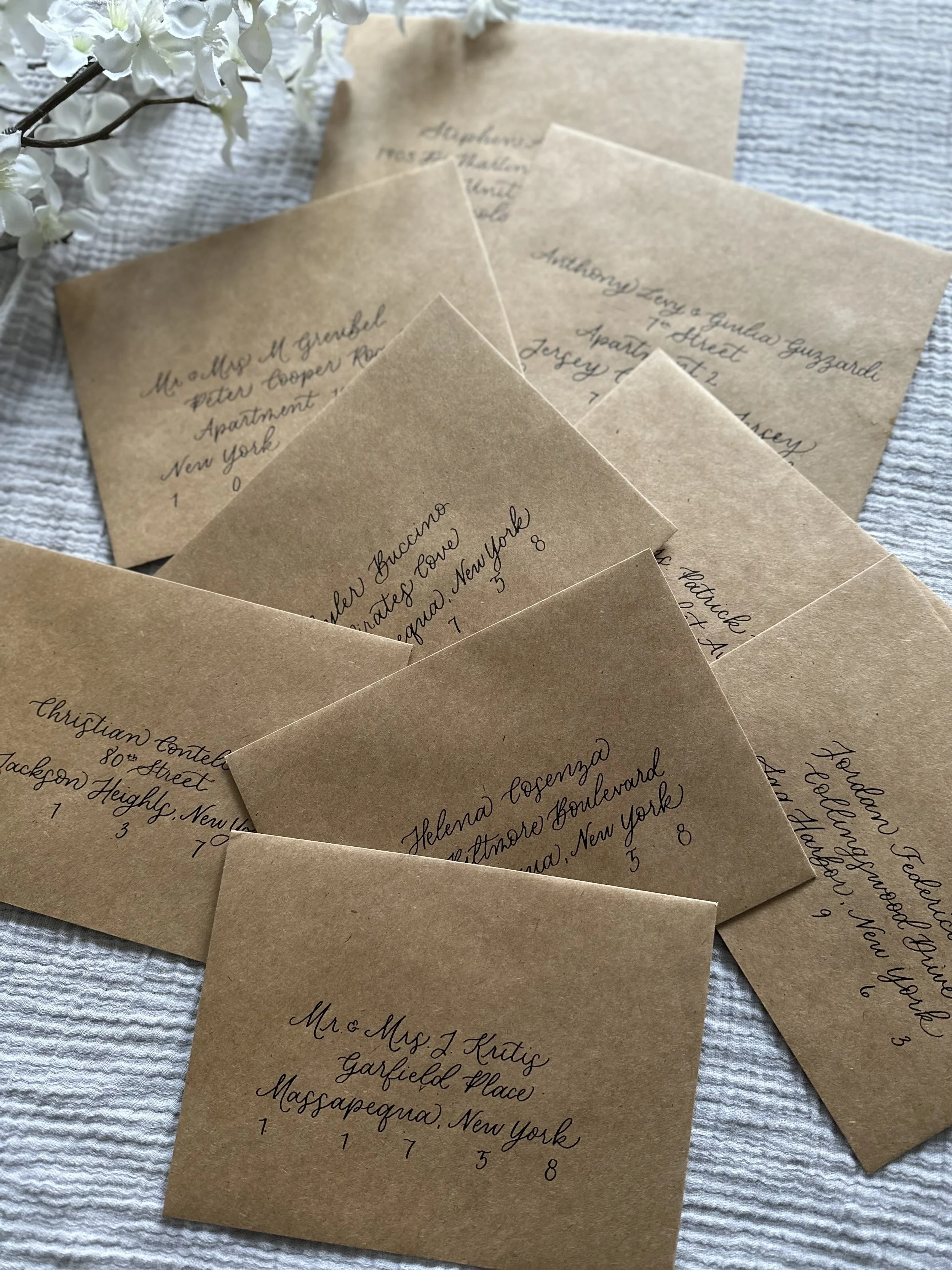 Kraft Paper Envelopes with Black Calligraphy