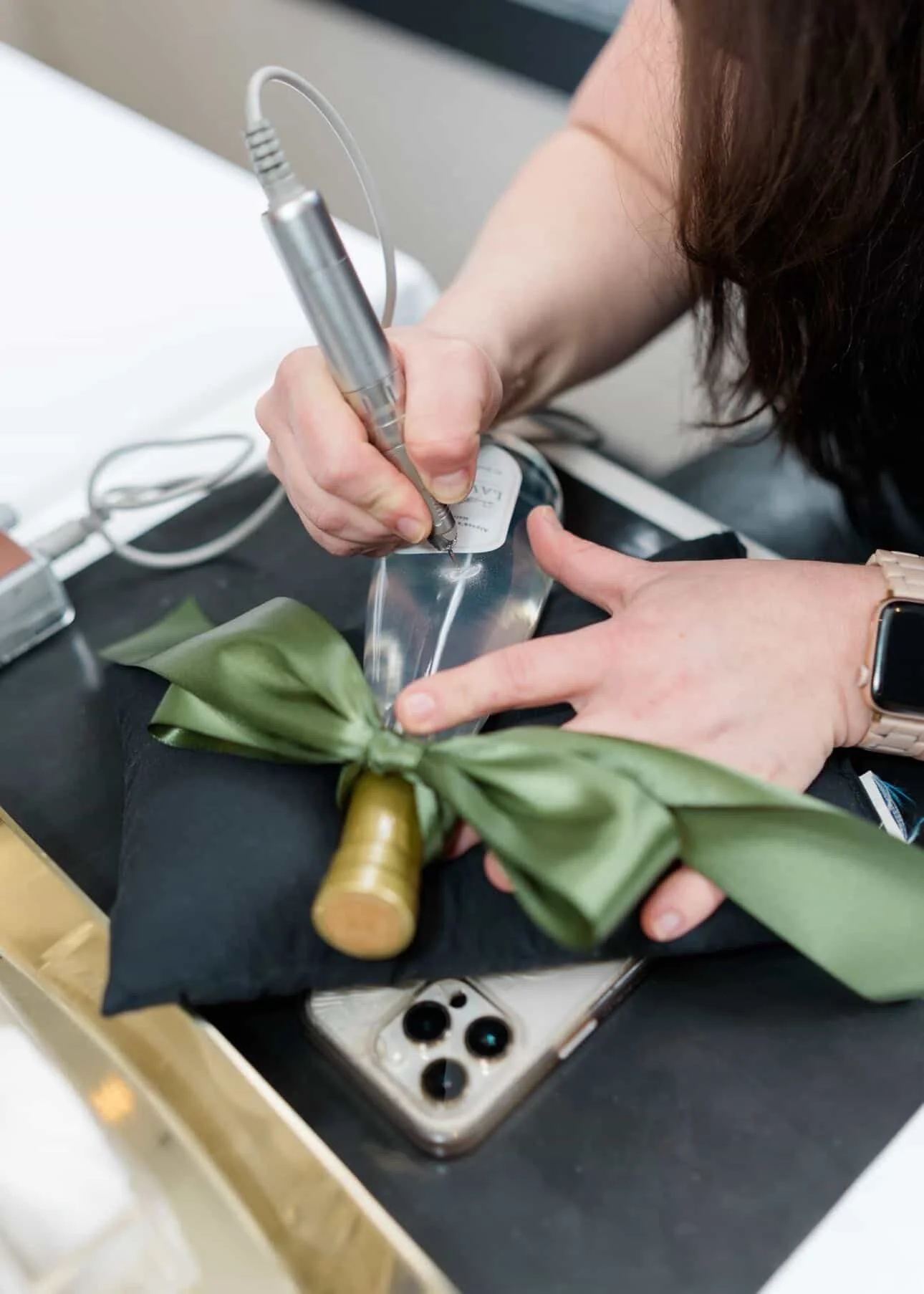 bridal shower live engraving