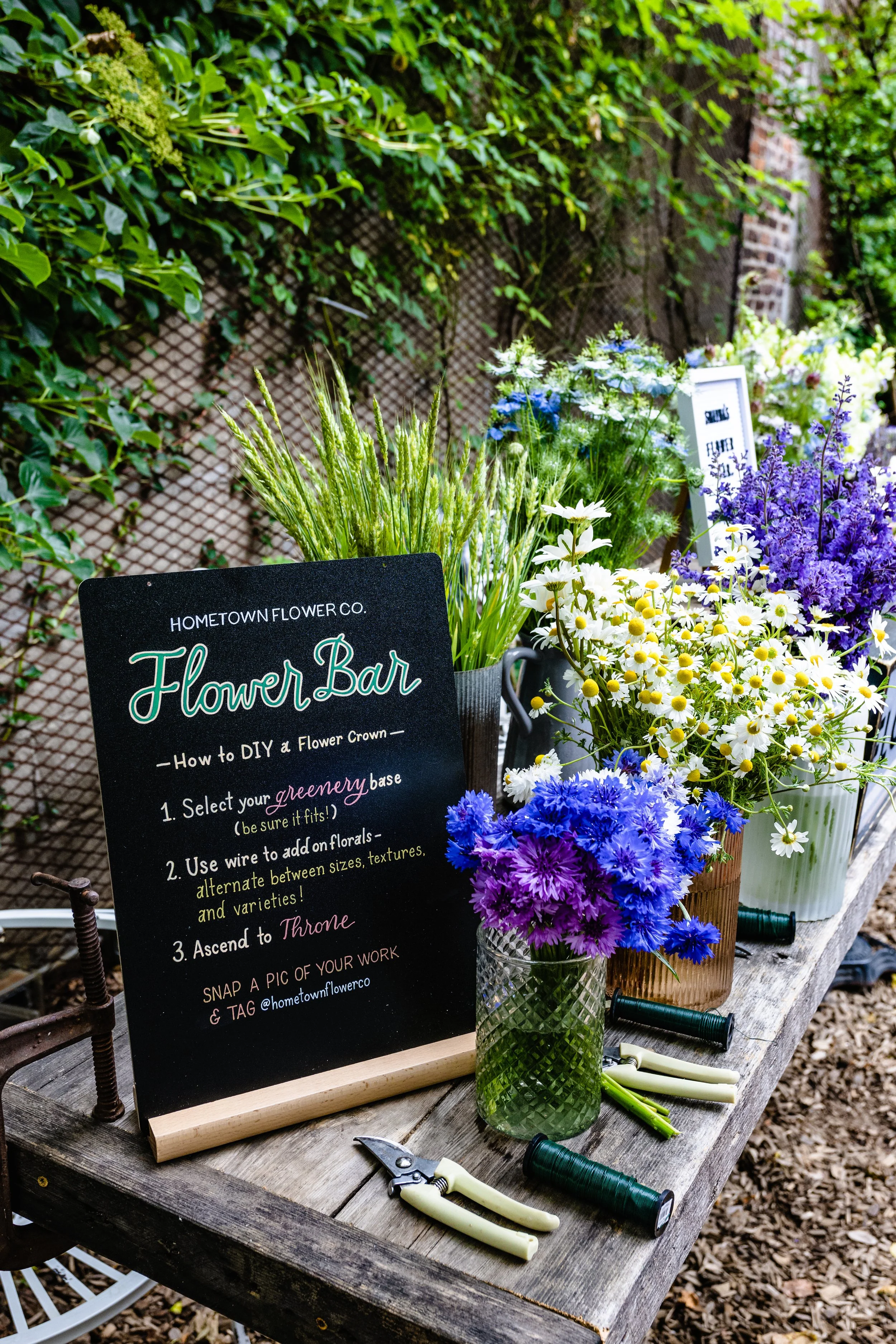 Chalkboard Flower Bar Sign
