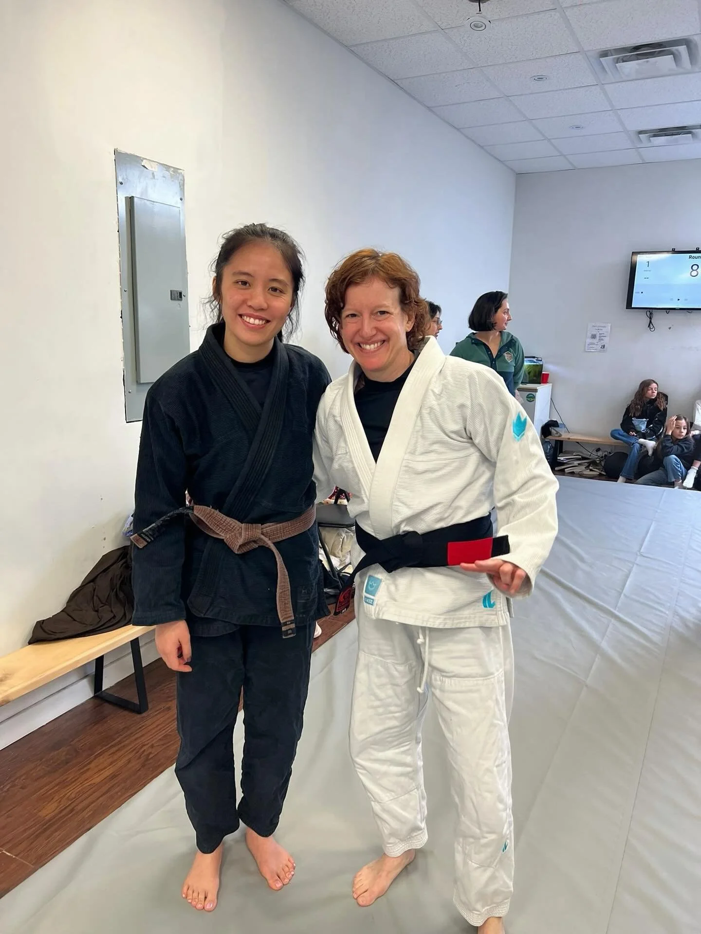 One of our earliest Jiu-Jitsu friends Jodi Pudge got her black belt today at Tanuki. Words cannot describe how incredible Jodi is. Today she reaches a pinnacle incredibly well deserved. Congratulations Jodi ❤️

(A rolling footage from 2017)
