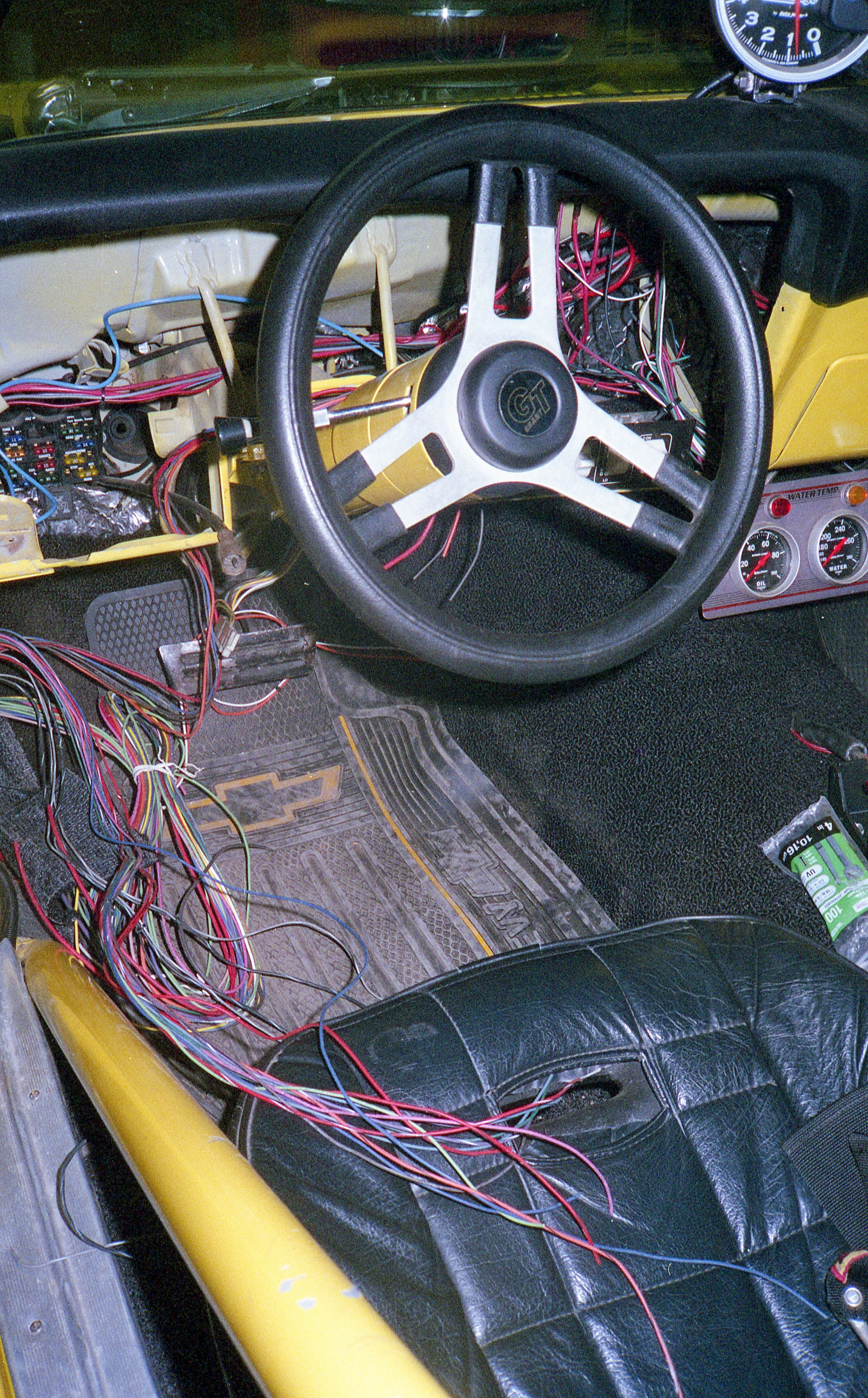 Nova_Wiring_SteeringWheel_EditedSmallerFile.JPG