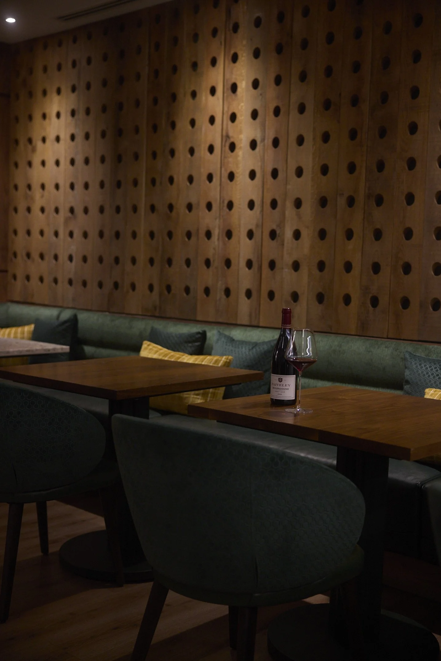 JAMIES_BOTTLE_SHOP_0904.jpg