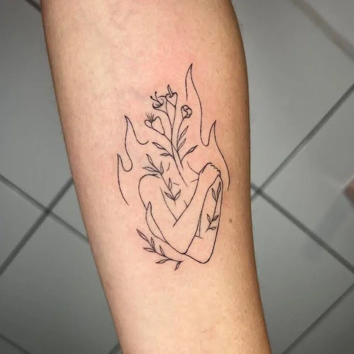 Tatuaje de línea fina en Barcelona