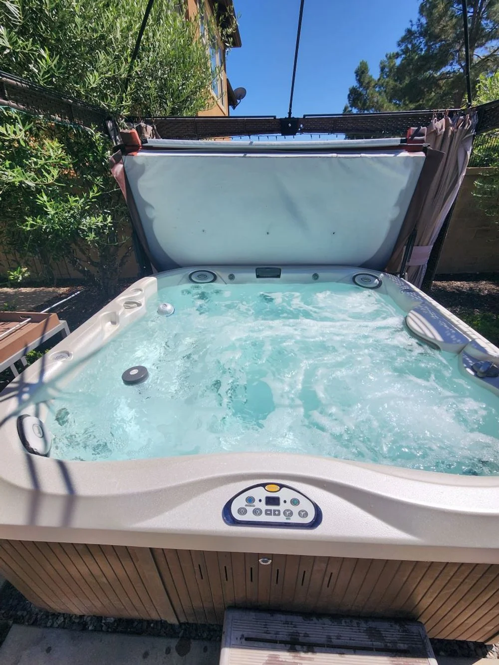 Hot Tub Cleaning Service in Aliso Viejo