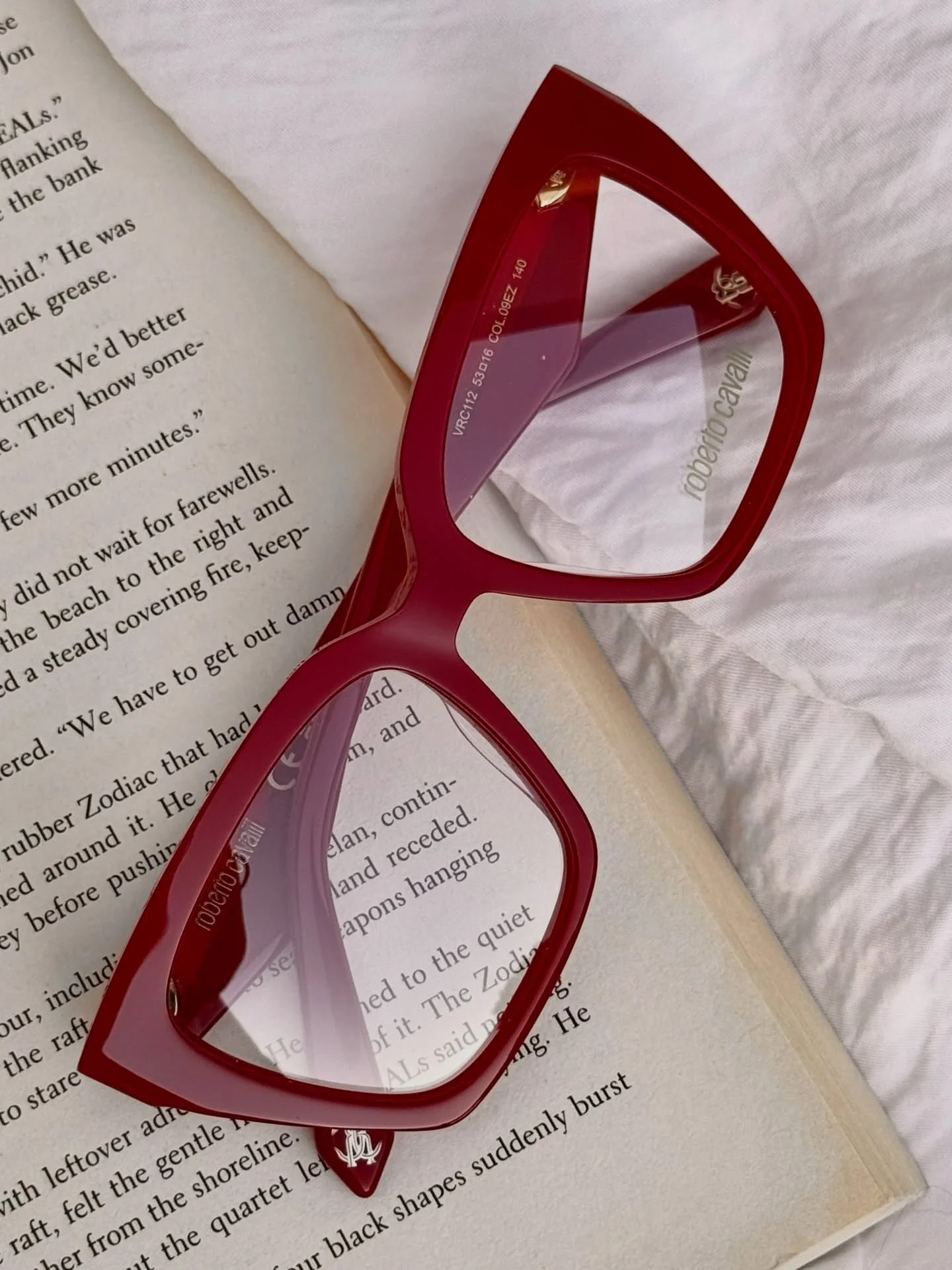 A little something new for your daily rotation. 👓
Whether you&rsquo;re heading into a meeting or out for lunch, these Roberto Cavalli frames bring just the right amount of polish.
Choose the Classic Black for a timeless feel, or the Deep Red for a s