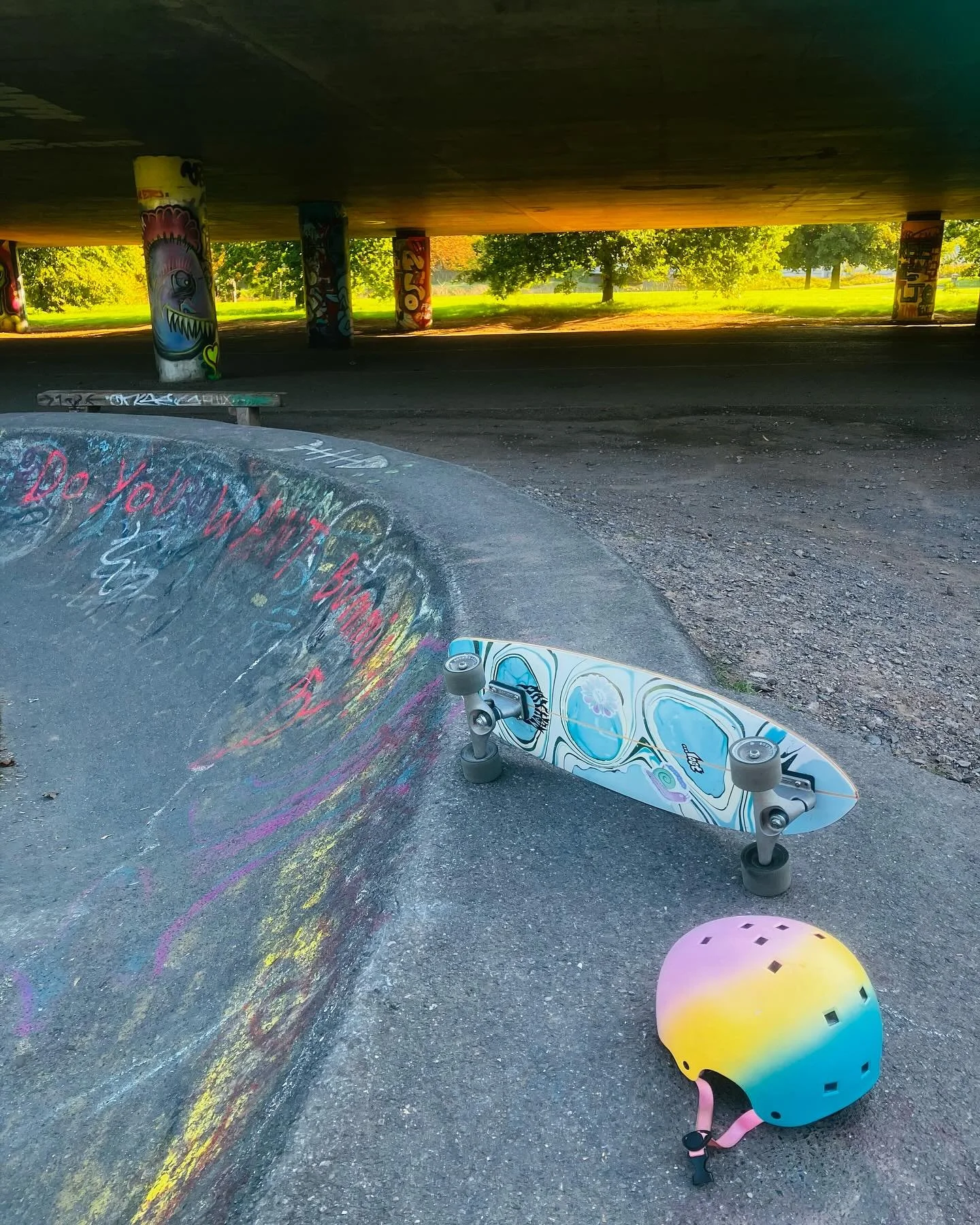 Fire-bright sunshine this morning 🌅🛹

#thankyouskateboarding