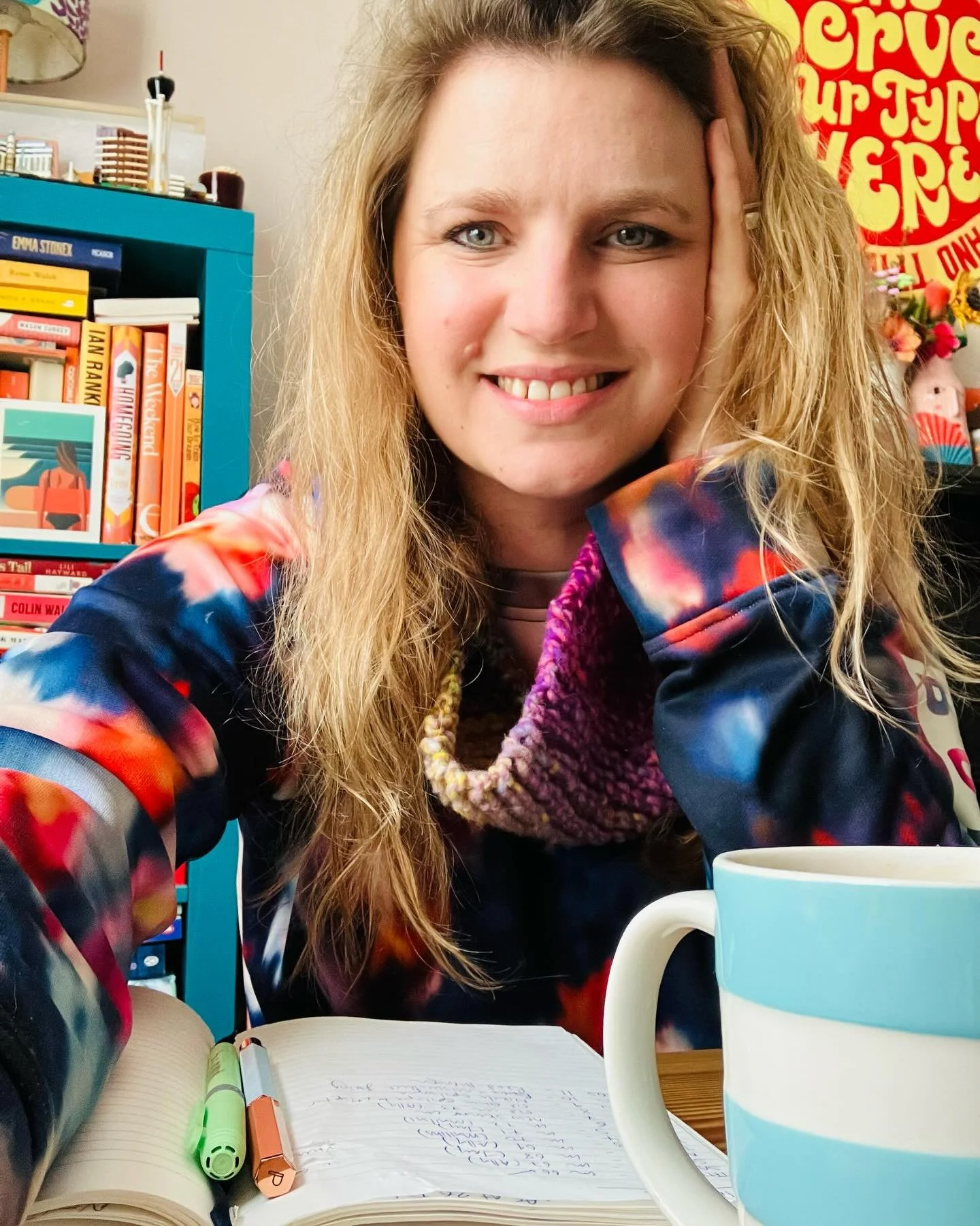 Game face. Sort of. Mostly a tired face, as I haul myself to the desk to get on with the business end of this 2nd draft ✍️ I love the feeling of a book getting better, but sometimes the heft feels more physical than mental 🪏 On such days there&rsquo