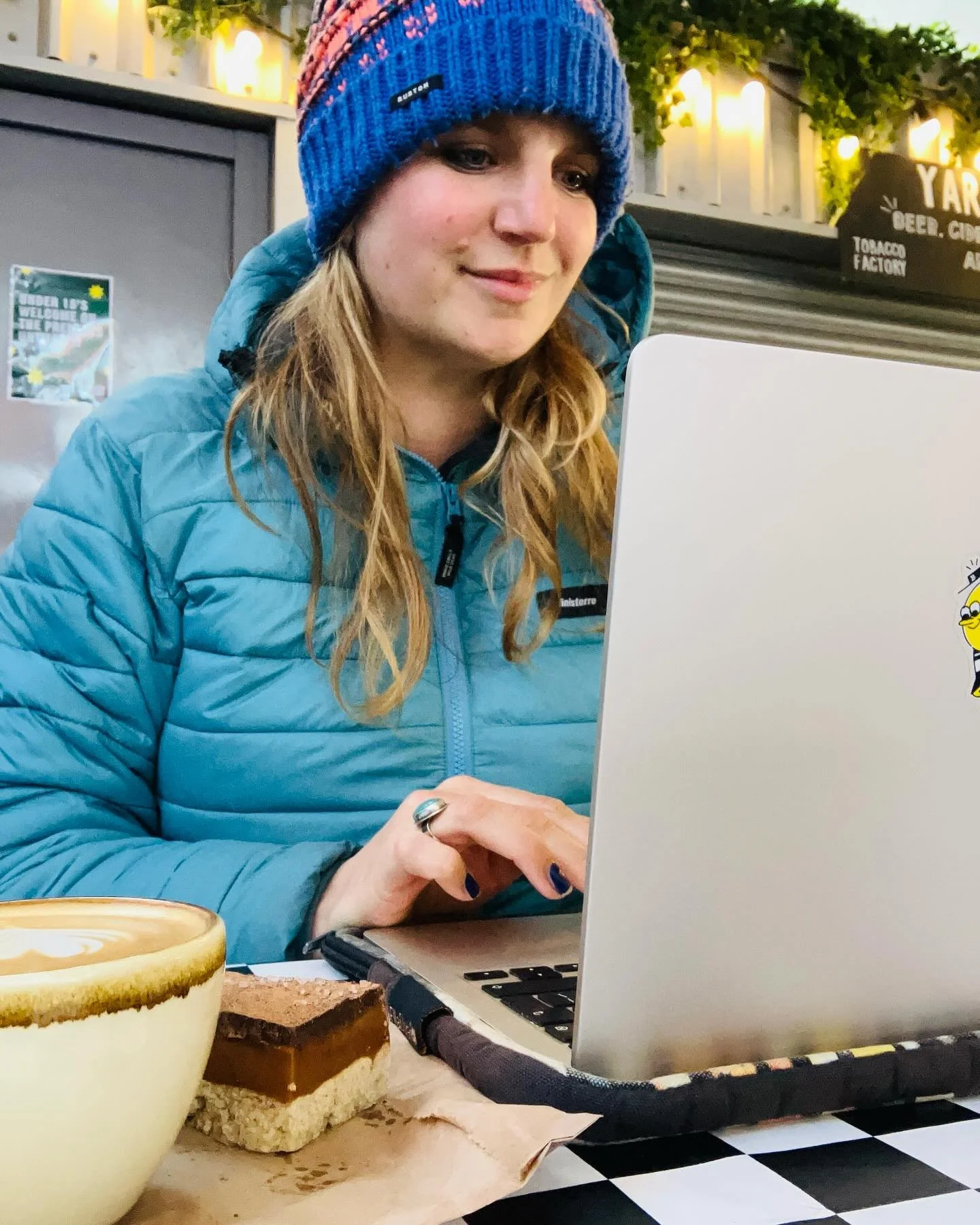Writing al fresco, between the hail showers ✍️😬☀️ See, I do sometimes work without the kitten these days (but not without the coffee &amp; cake 😉) 

#amwri̇ti̇ng #novelwriter #writingprocess #creativeliving