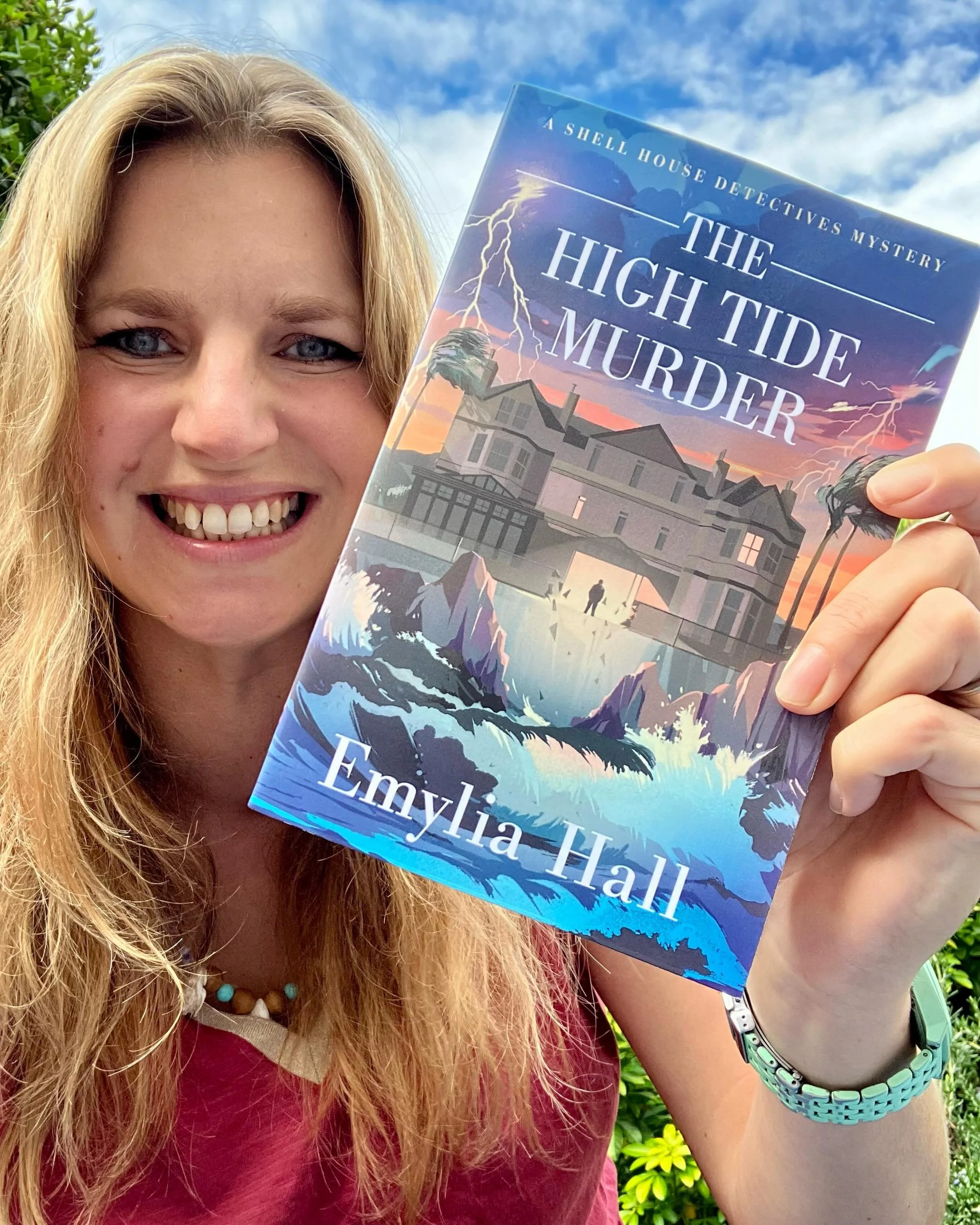 I&rsquo;m so thrilled that THE HIGH TIDE MURDER has been shortlisted for the Holyer an Gof awards in the General Fiction category 🎉 These annual awards celebrate books that are either set in Cornwall, about Cornwall, or in Cornish (previous winners 