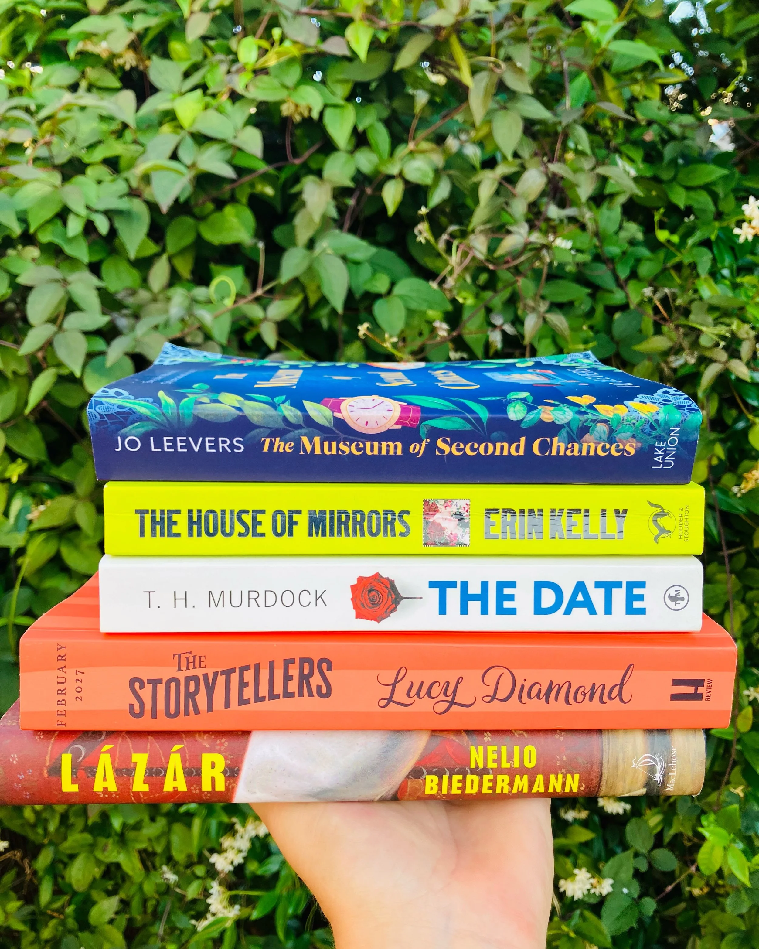 A few of the novels I&rsquo;ve really enjoyed recently, from sweeping epics of aristocratic ill-behaviour to heart lifting tales of creative discovery, from creepy actors and steadfast beachcombers to vintage clothing purveyors searching for the trut