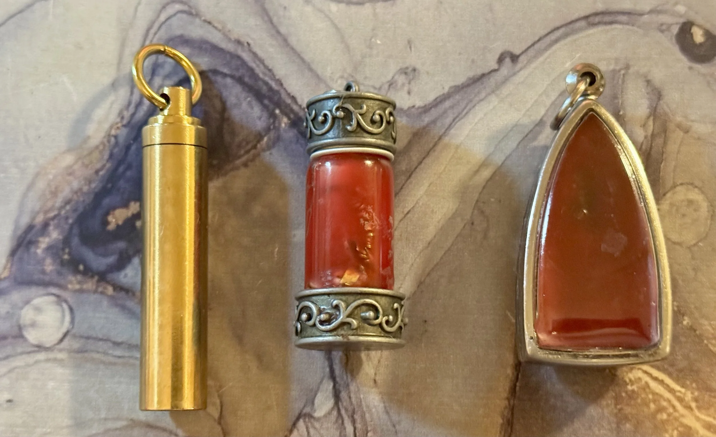 The Dominator Amuleto