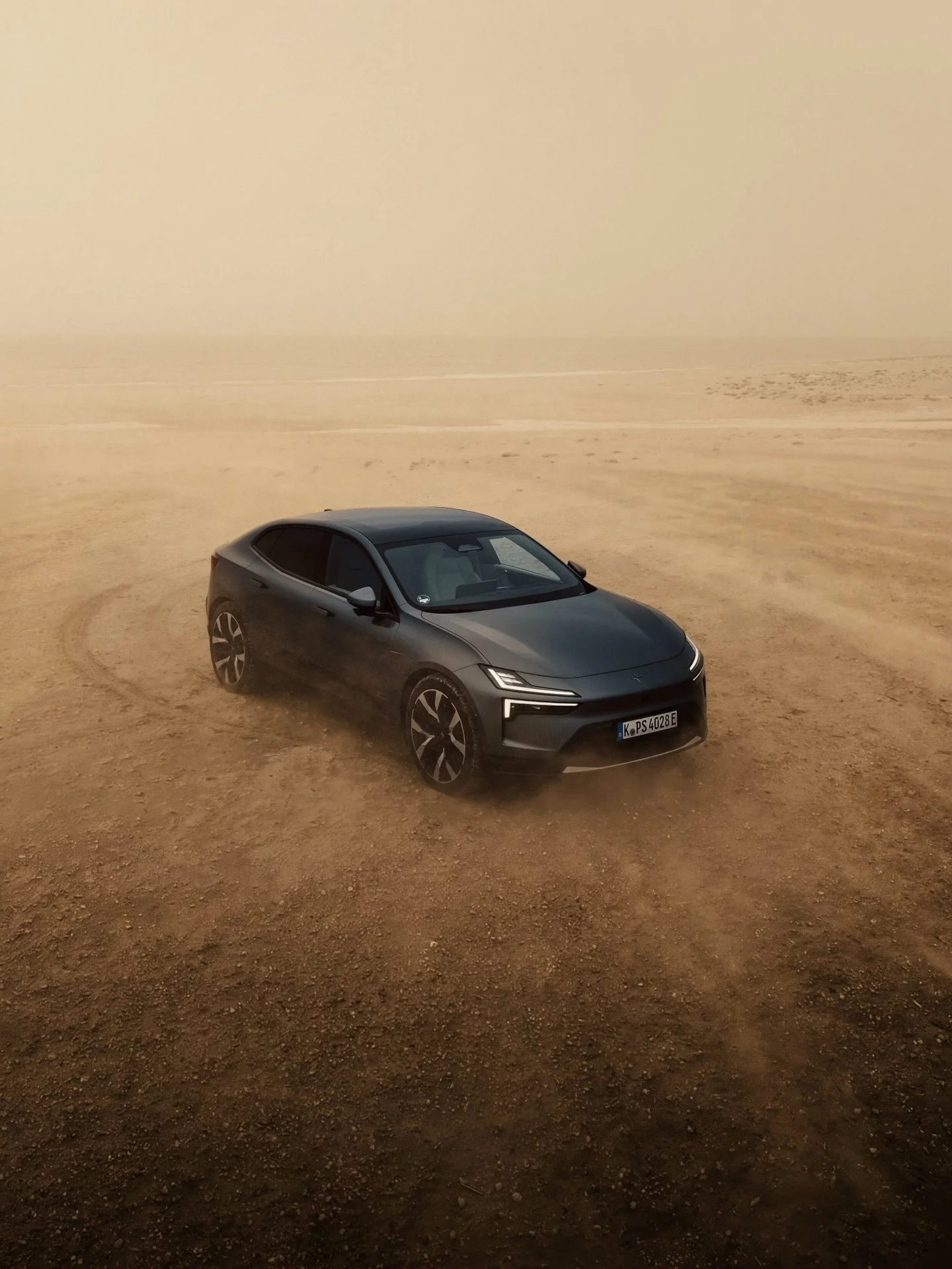 I&rsquo;ve had this spec of the @polestarcars 4 for nearly four months now and I&rsquo;m still not over it. The goal for this shoot was to lean into those futuristic lines. Honestly, it feels less like a car and more like a spacecraft. Imagine trying
