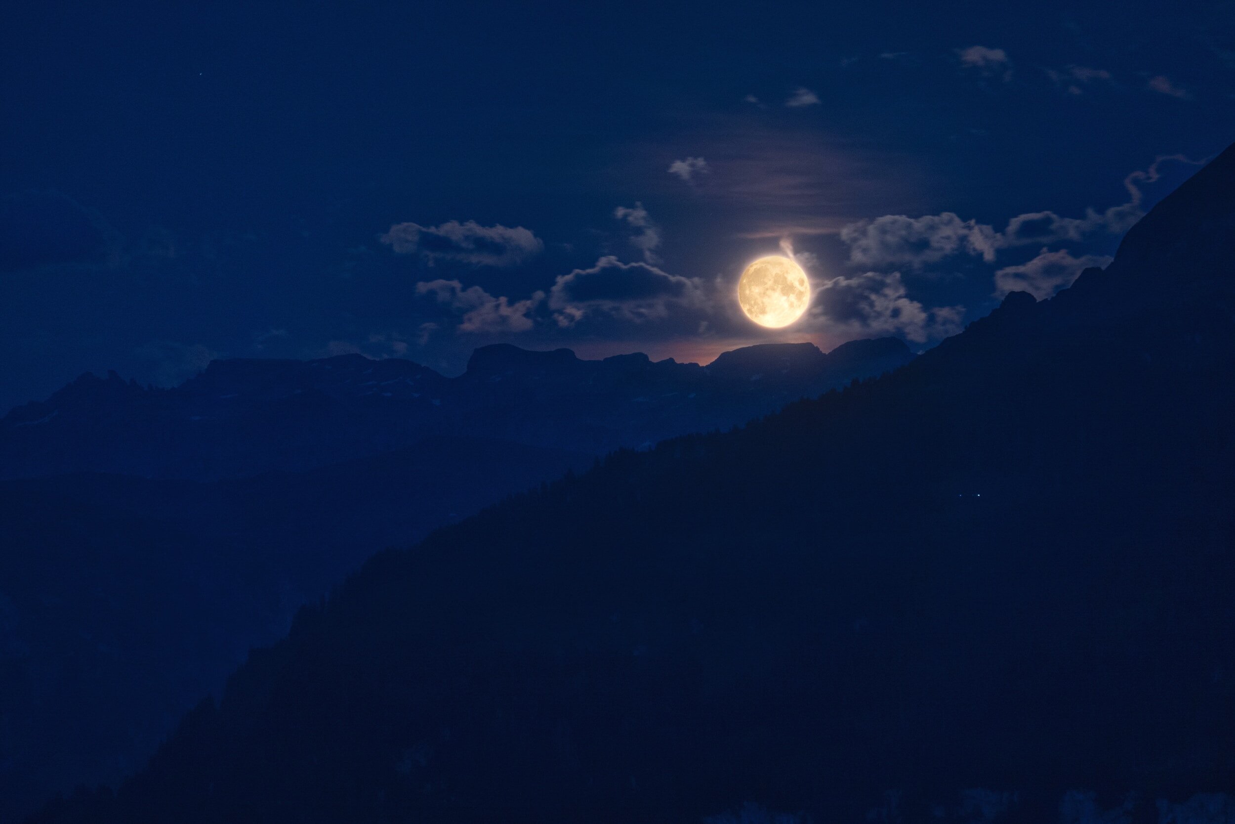 FULL MOON MEDITATION, APRIL