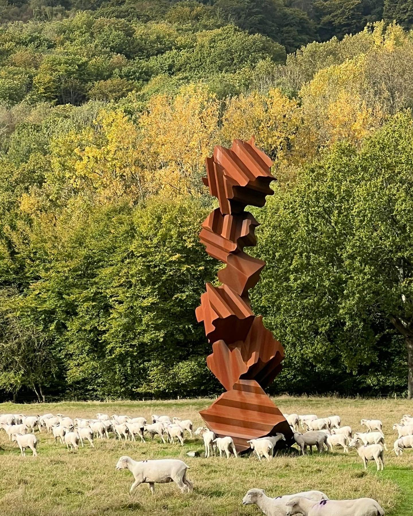 Crypto-Synthesis, made in 2021, looking well on two entirely different days at it&rsquo;s permanent home in Kent. The sheep add a touch of realism whilst the mist is dreamlike and otherworldly. #cortensculpture #abstractsculpture #fineartsculpture #o