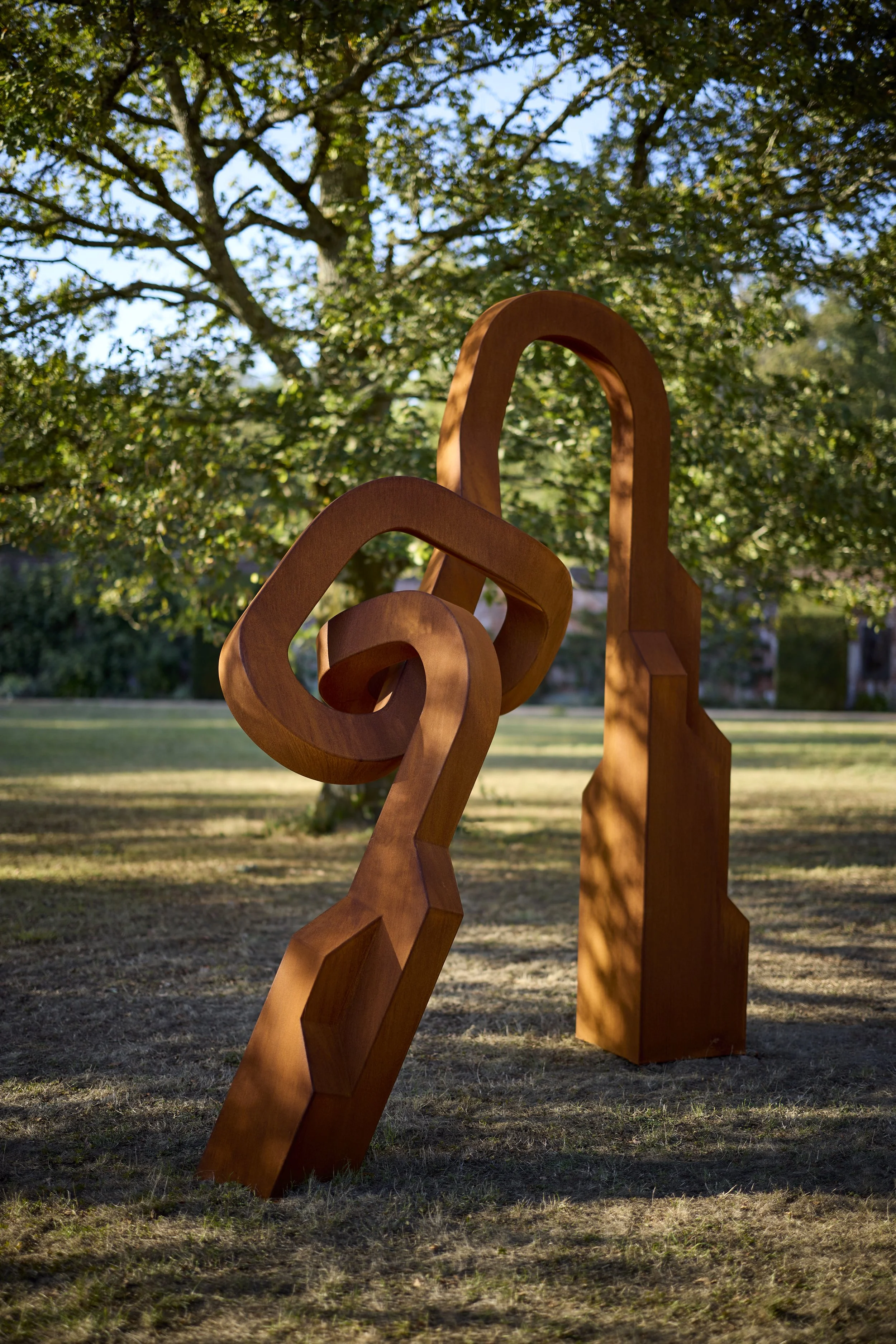 A NOD TO CHILLIDA