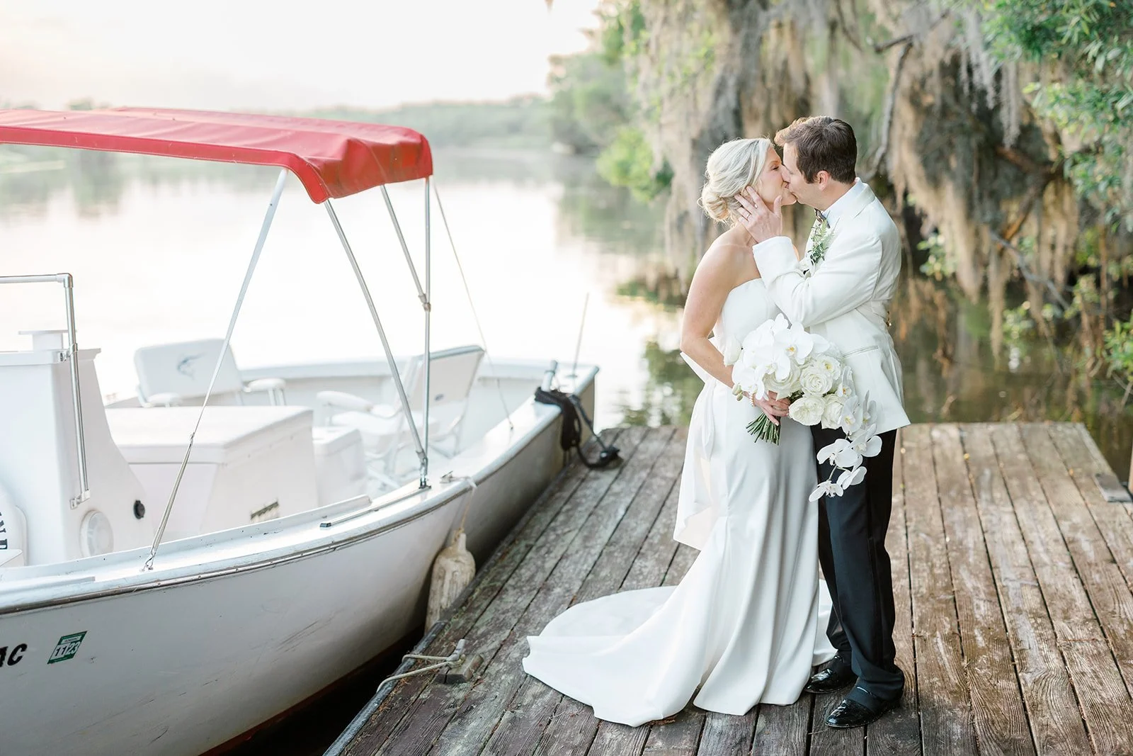 Attrive by Boat for your wedding at the venue at springfield estates