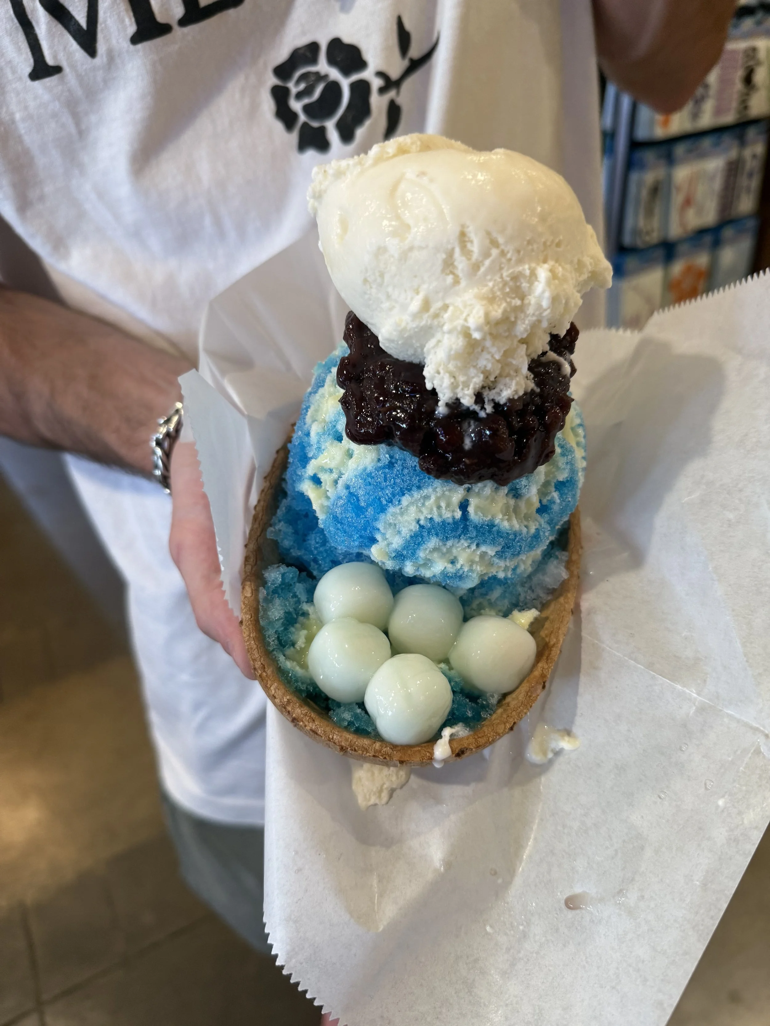 Delicious desserts in Haleiwa at Matsumoto Shave Ice