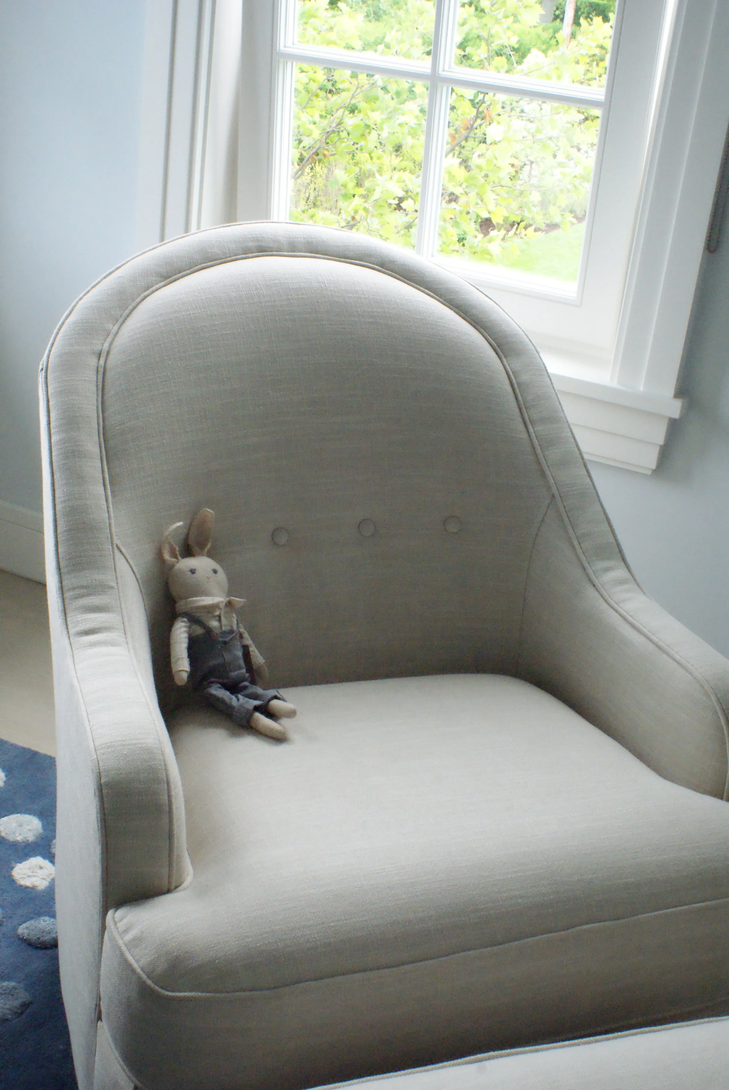HAMPTONS_NURSERY_CHAIR TOY DETAIL_DSC03938.JPG