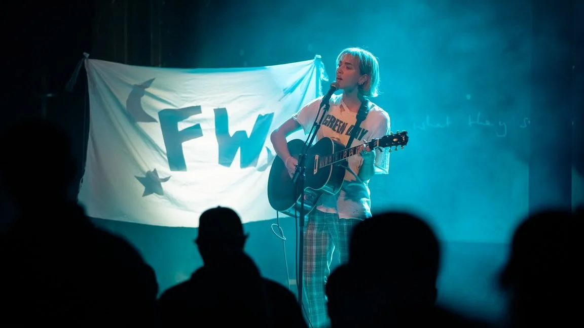 @frannybanany with a gorgeous set at @bluebirdtheater!