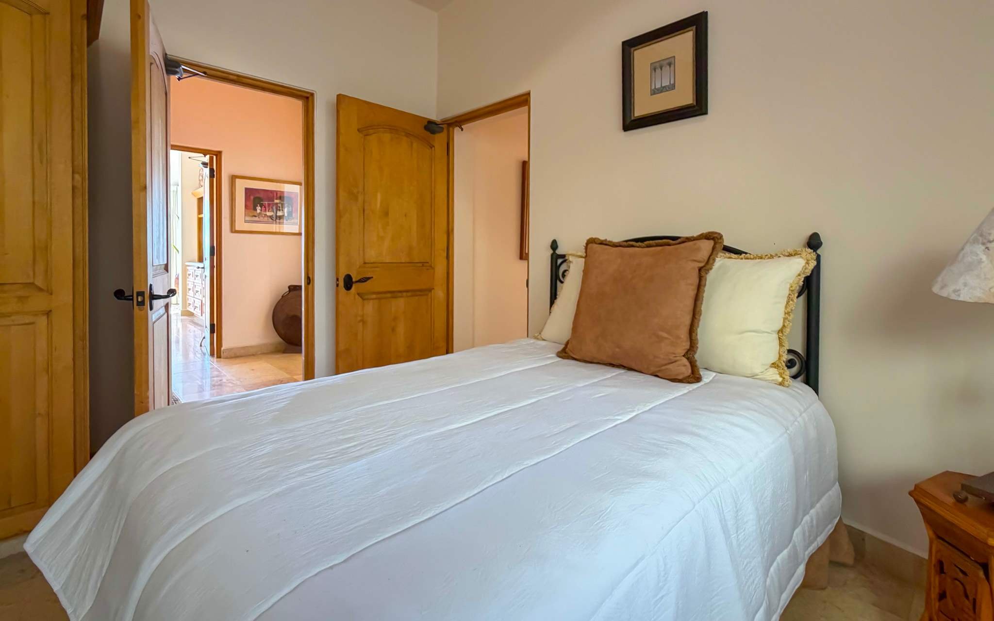 Pedregal bedroom #7.jpg